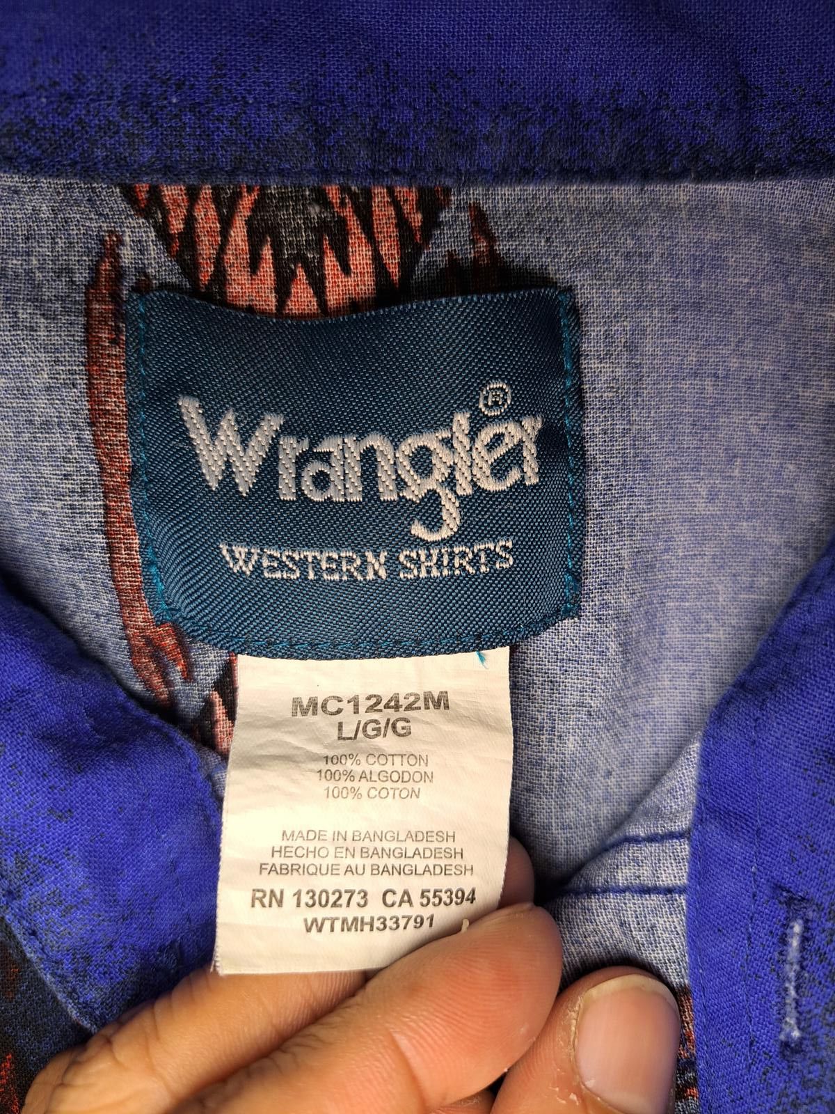 Wrangler VINTAGE Wranger Pearl Snap Shirt Mens Large Blue Red Aztec Size US L / EU 52-54 / 3 - 2 Thumbnail