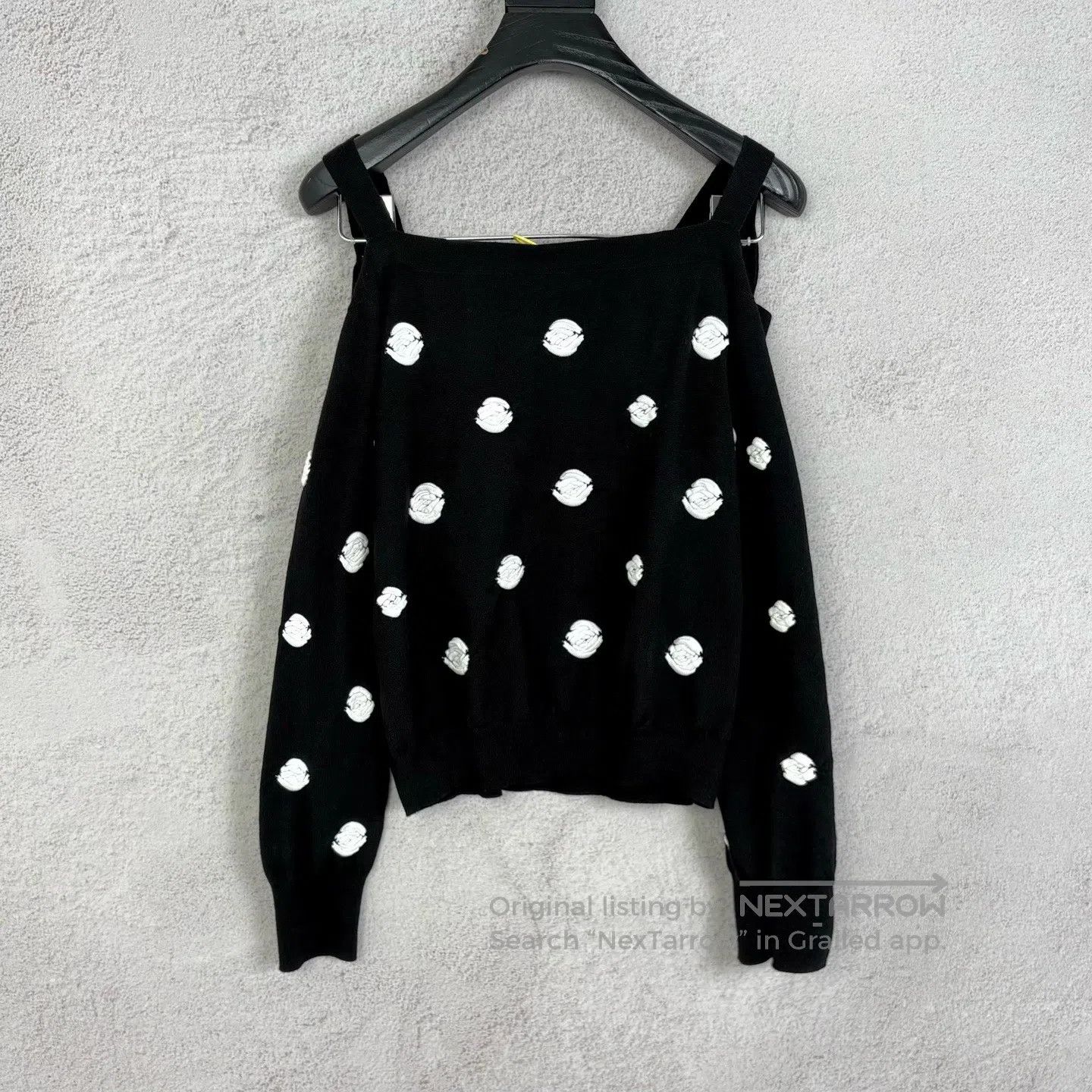 Chanel Chanel Black Camellia Butterfly Knot Shoulder-Loose Knit T Size L / US 10 / IT 46 - 2 Thumbnail