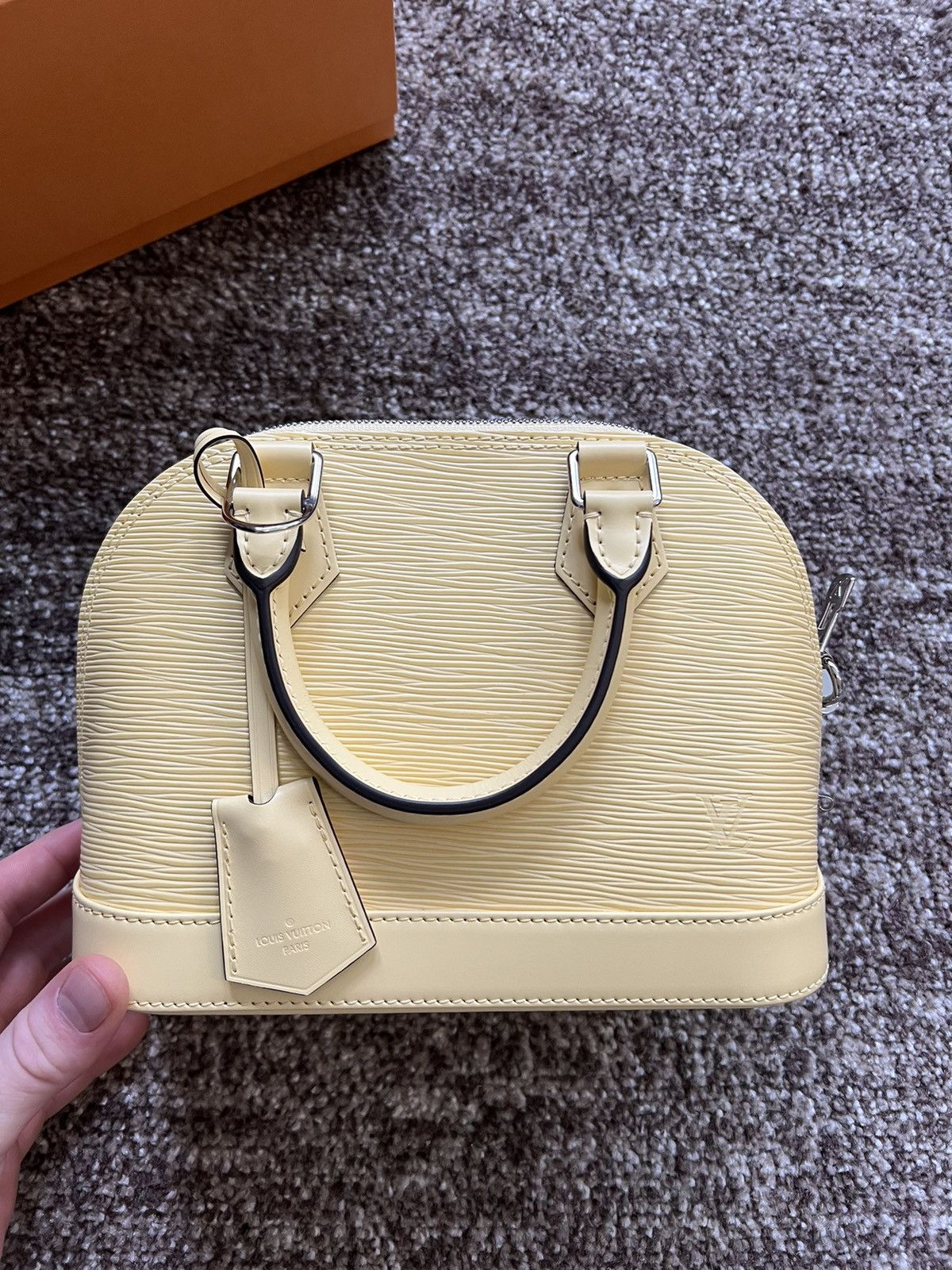Louis Vuitton Louis Vuitton yellow Alma BB Size ONE SIZE - 4 Thumbnail