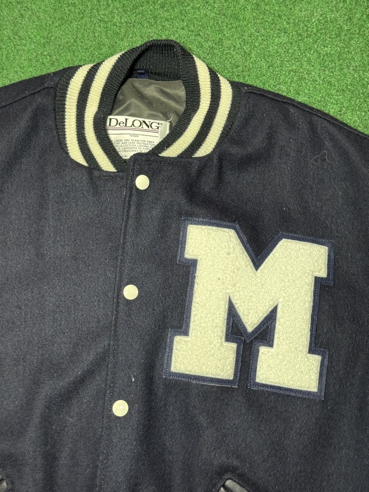 Delong Vtg 90s Delong Wool Blue White Varsity M Letterman Jacket Size US L / EU 52-54 / 3 - 2 Thumbnail
