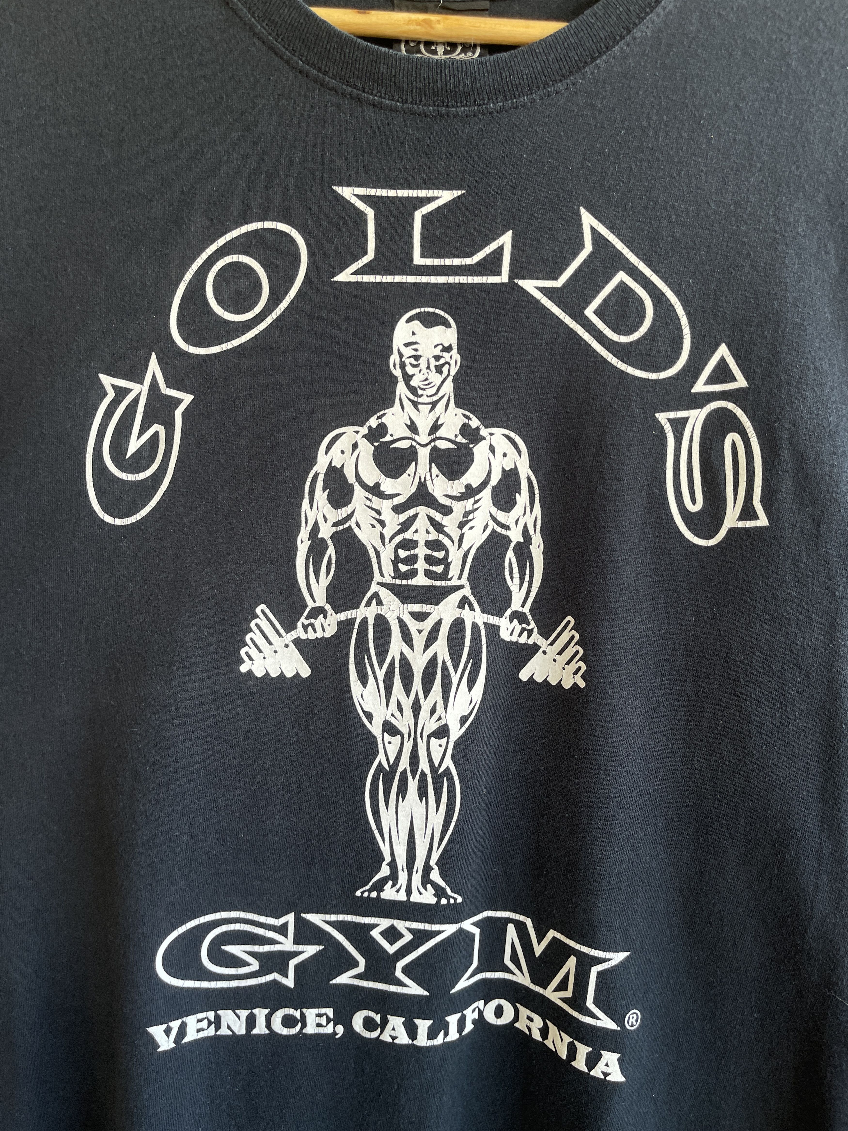 Gymshark Vintage y2k🔥GOLD’S GYM🔥Venice,California USA Big Logo Tee Size US XL / EU 56 / 4 - 9 Thumbnail
