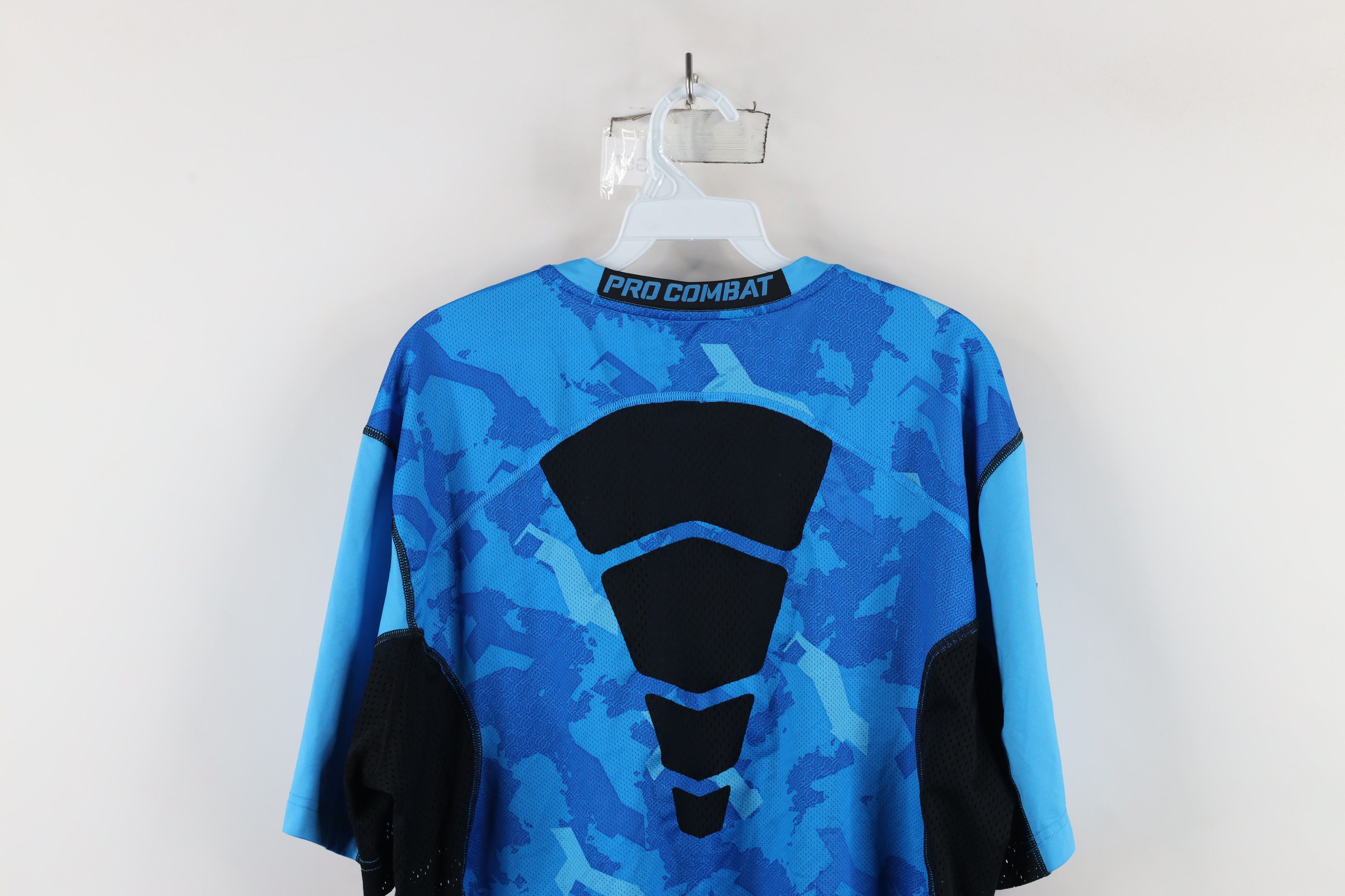 Nike × Vintage Nike Pro Combat Fitted Camouflage Training T-Shirt Blue Size US XL / EU 56 / 4 - 15 Thumbnail