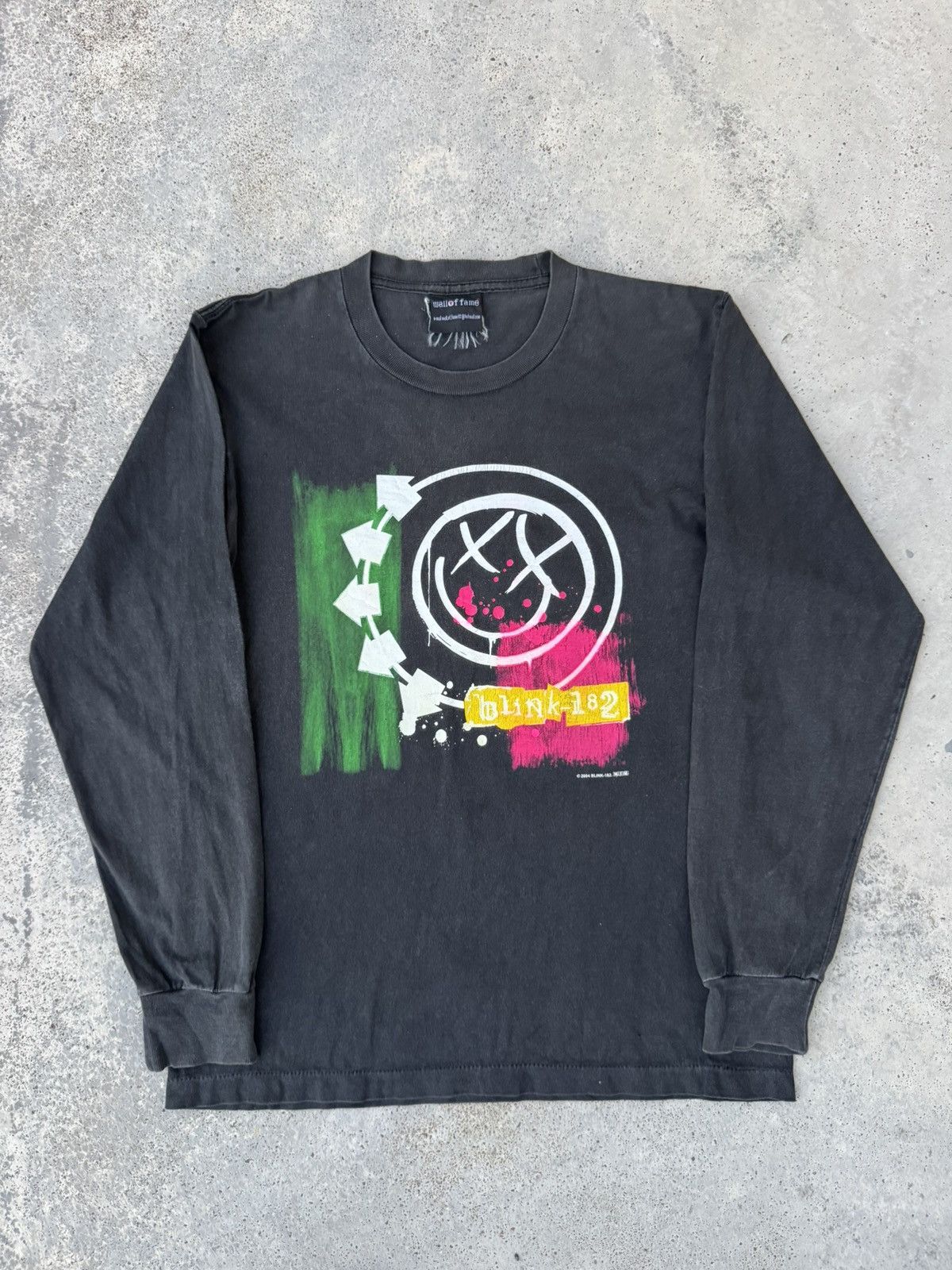 Band Tees Vintage 2004 Blink 182 Band Tour Rare Long Sleeve Punk Rock Size US S / EU 44-46 / 1 - 1 Thumbnail