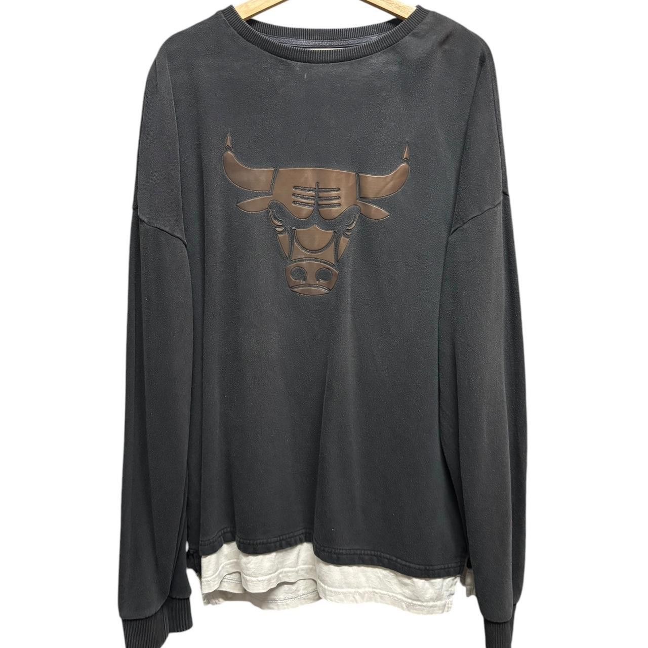 Vintage Vintage Chicago bulls sweater size: XL Size US XL / EU 56 / 4 - 1 Thumbnail