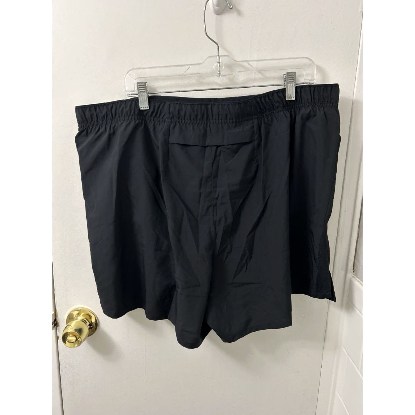 Nike Nike Challenger Dri-FIT Running Shorts Mens 2XL Black 5" DV9363-010 NWT Size US 39 - 6 Thumbnail