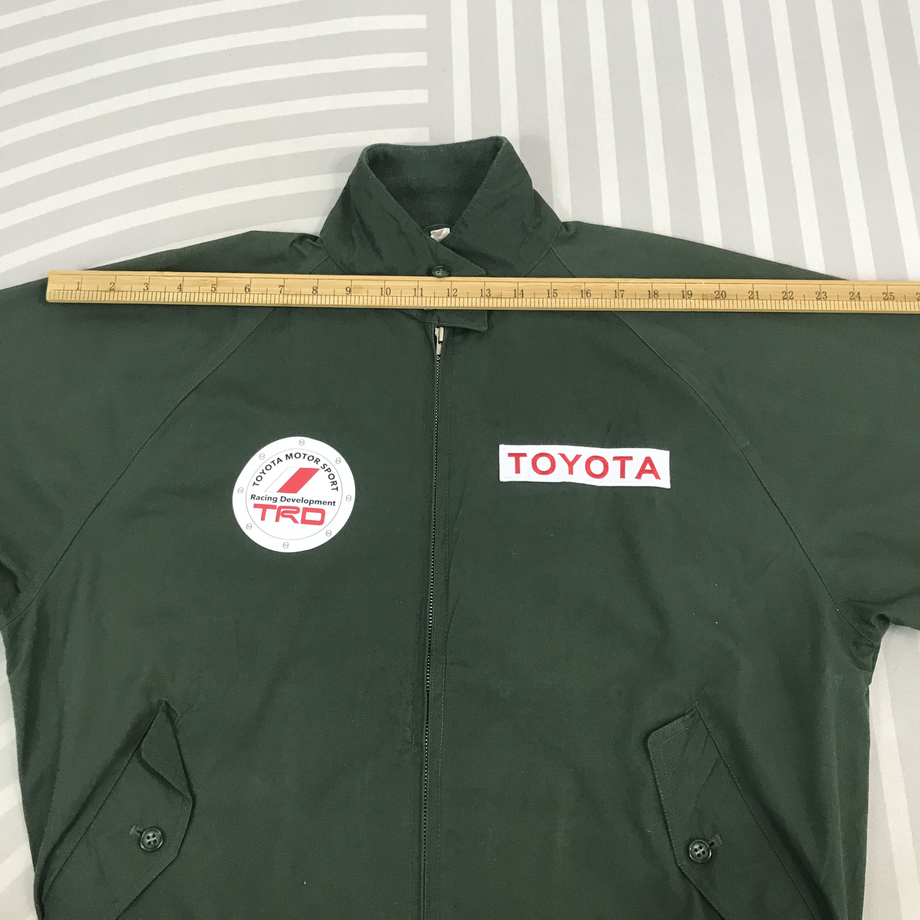 Japanese Brand × Vintage Vintage Toyota x TRD Racing Green Jacket Size US L / EU 52-54 / 3 - 5 Thumbnail