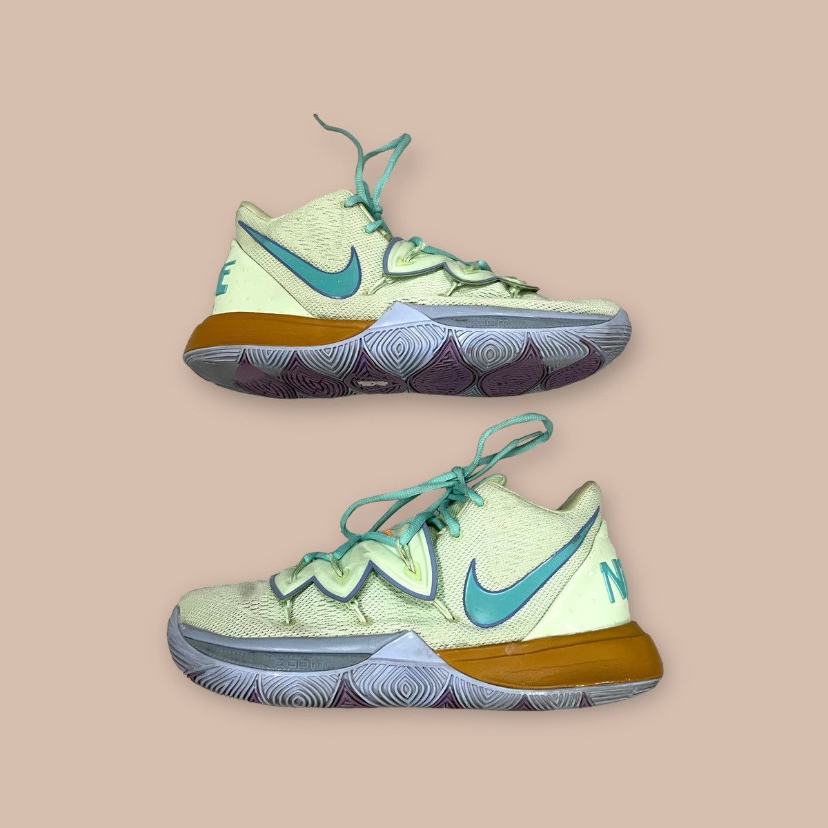 Nickelodeon Nike Kyrie 5 x SpongeBob SquarePants 'Squidward' Size US 10 / EU 43 - 9 Thumbnail