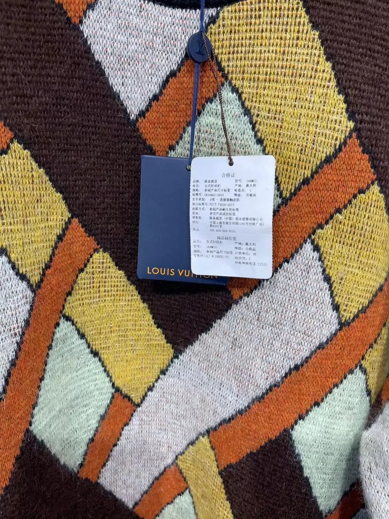Louis Vuitton LOUIS VUITTON 22 New Pullover sweater 2504-Nextarrow Size US M / EU 48-50 / 2 - 3 Thumbnail