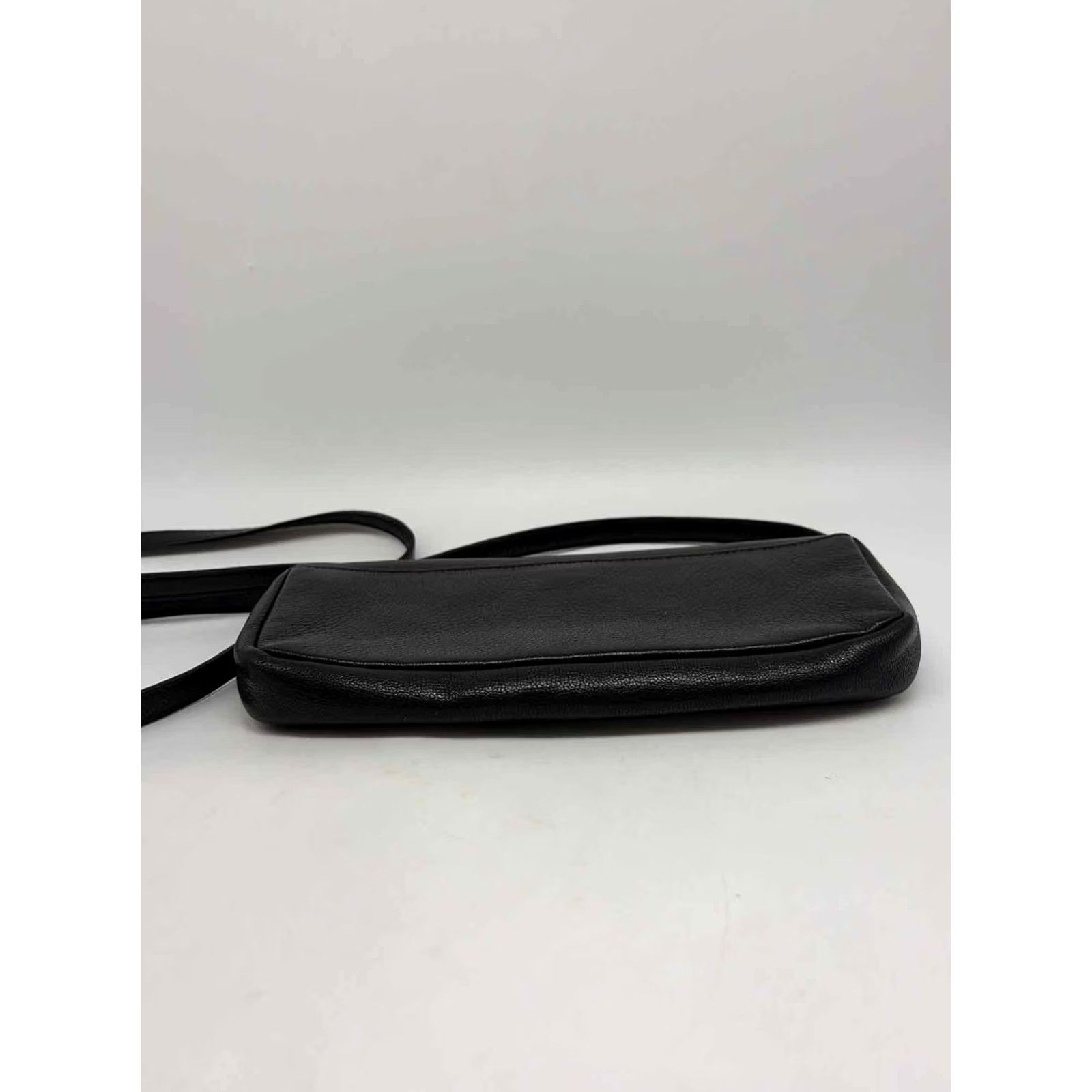 Vintage St John Crossbody Black Pre-Owned Size ONE SIZE - 4 Thumbnail