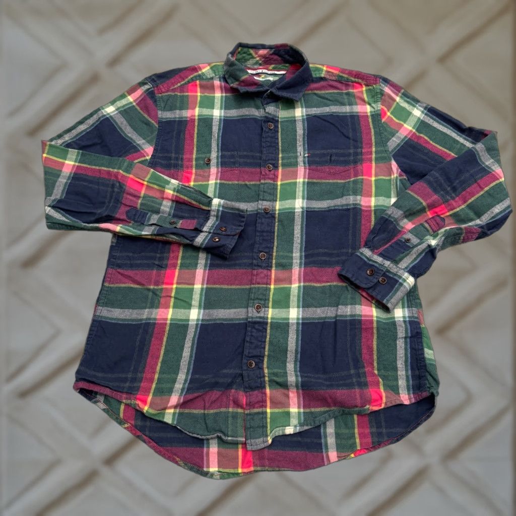 Tommy Hilfiger VINTAGE Tommy Hilfiger Men's Flannel Shirt 90s Plaid Casual Button-Down All Seasons, Multi, M Size US M / EU 48-50 / 2 - 1 Thumbnail