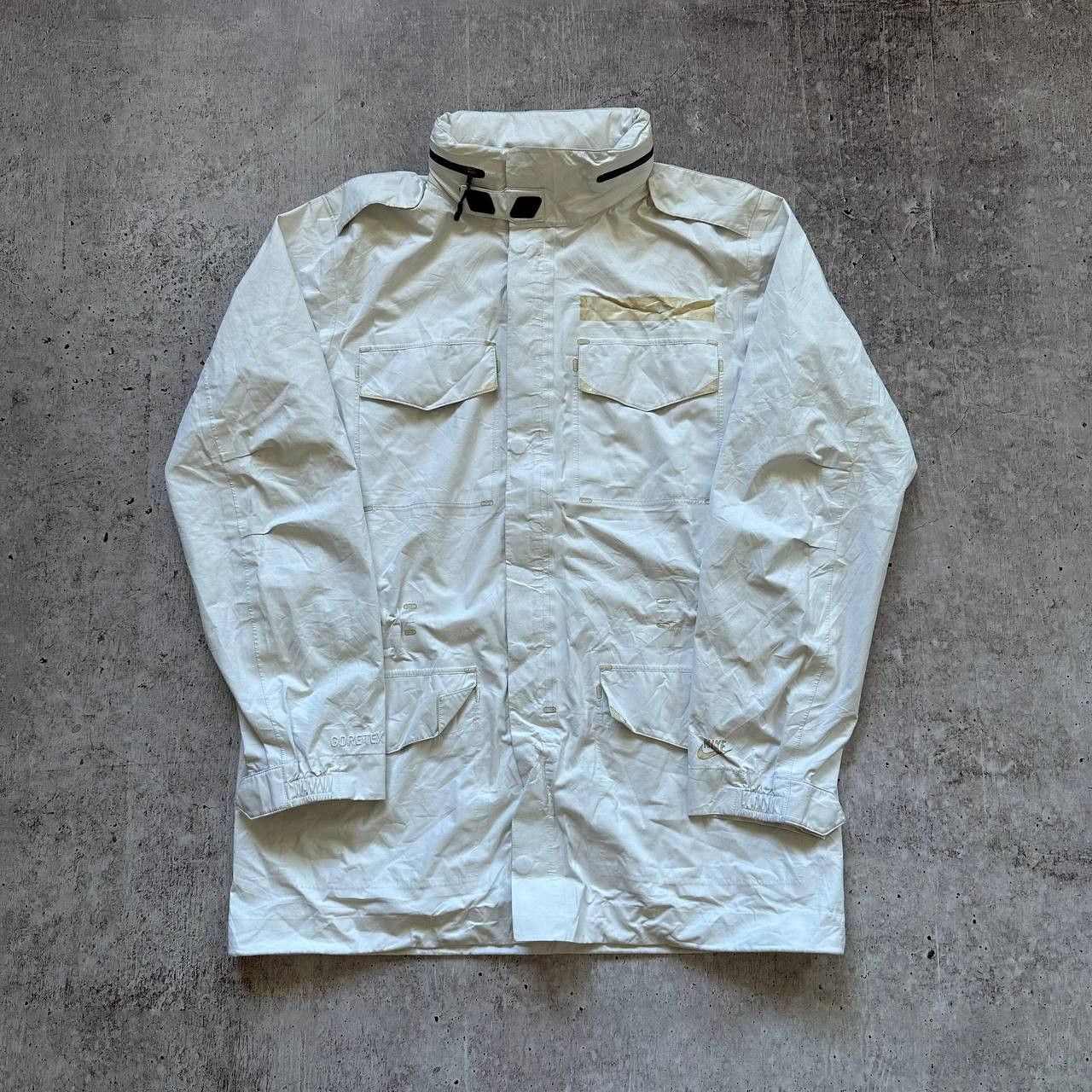 Hi Tec BNWT Nike Gore Tex Outdoor Light Track Jacket Size US M / EU 48-50 / 2 - 1 Thumbnail