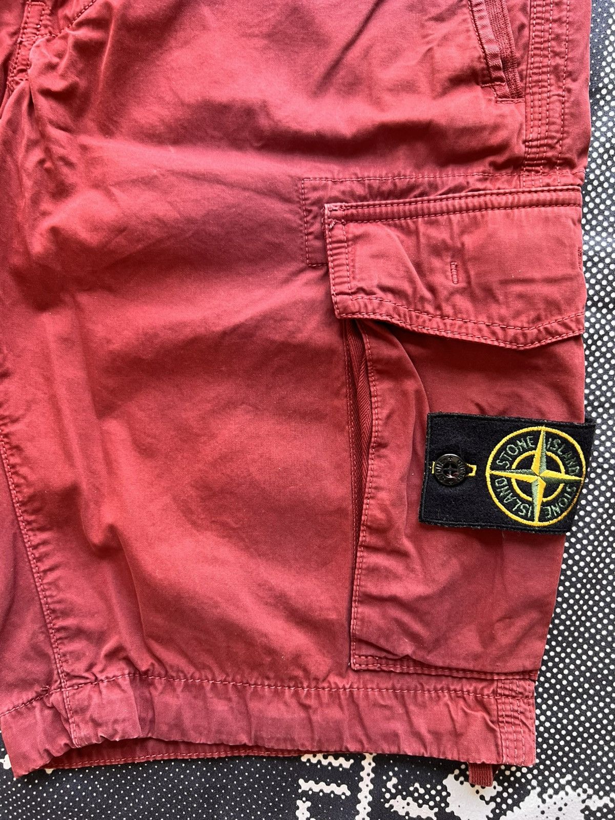 Stone Island Stone Island Type SL Cargo Shorts Red W31 pants bricks Size US 31 - 3 Thumbnail