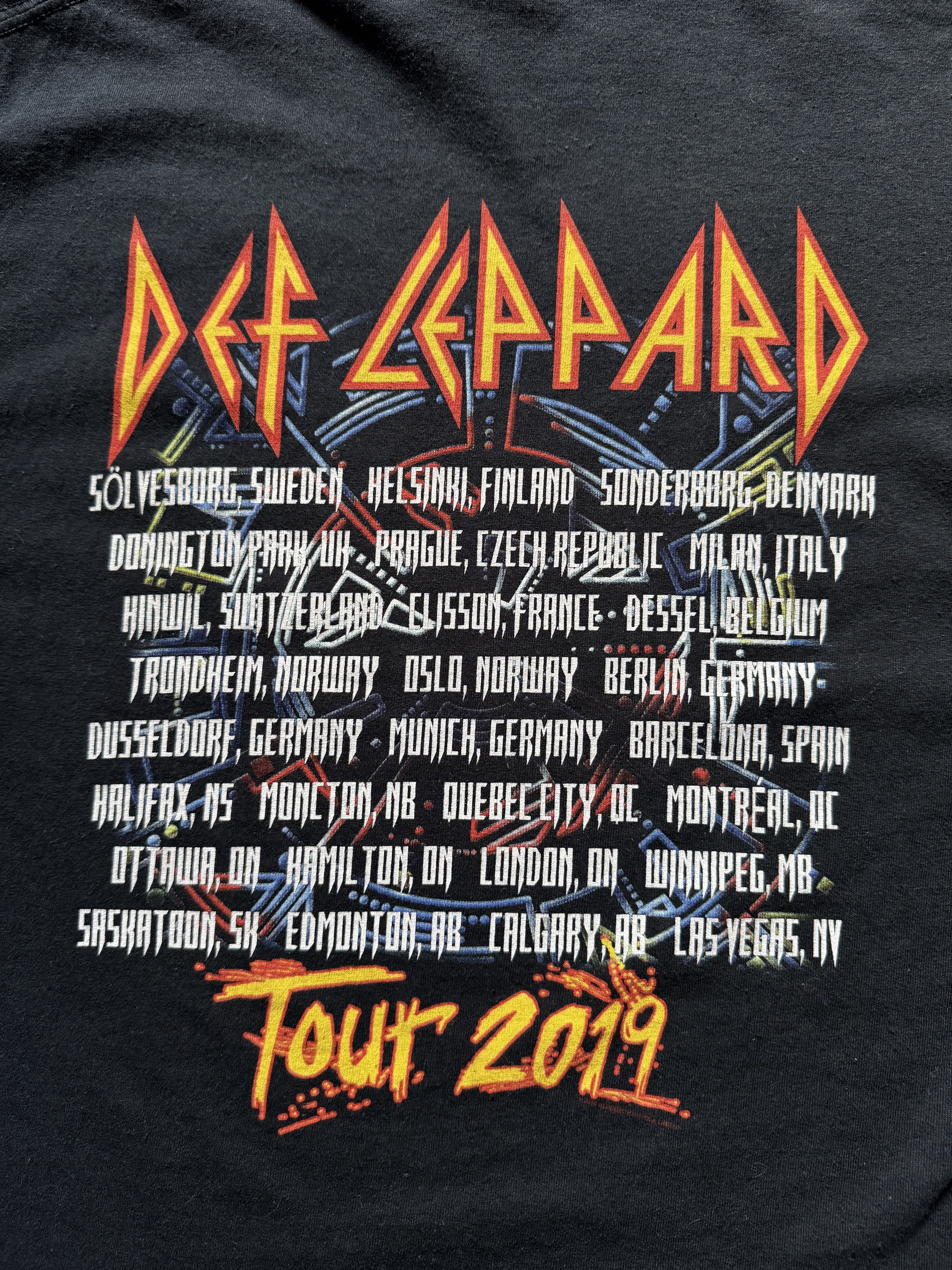 Band Tees Gildan Def Leppard Tour 2019 Band Tee Size M Size US M / EU 48-50 / 2 - 4 Thumbnail