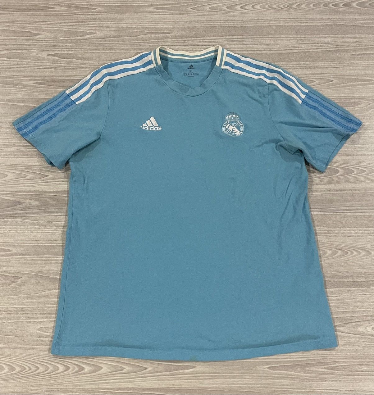 Adidas Adidas 2020/21 Real Madrid Football Soccer Shirt Men’s XL Size US XL / EU 56 / 4 - 1 Thumbnail