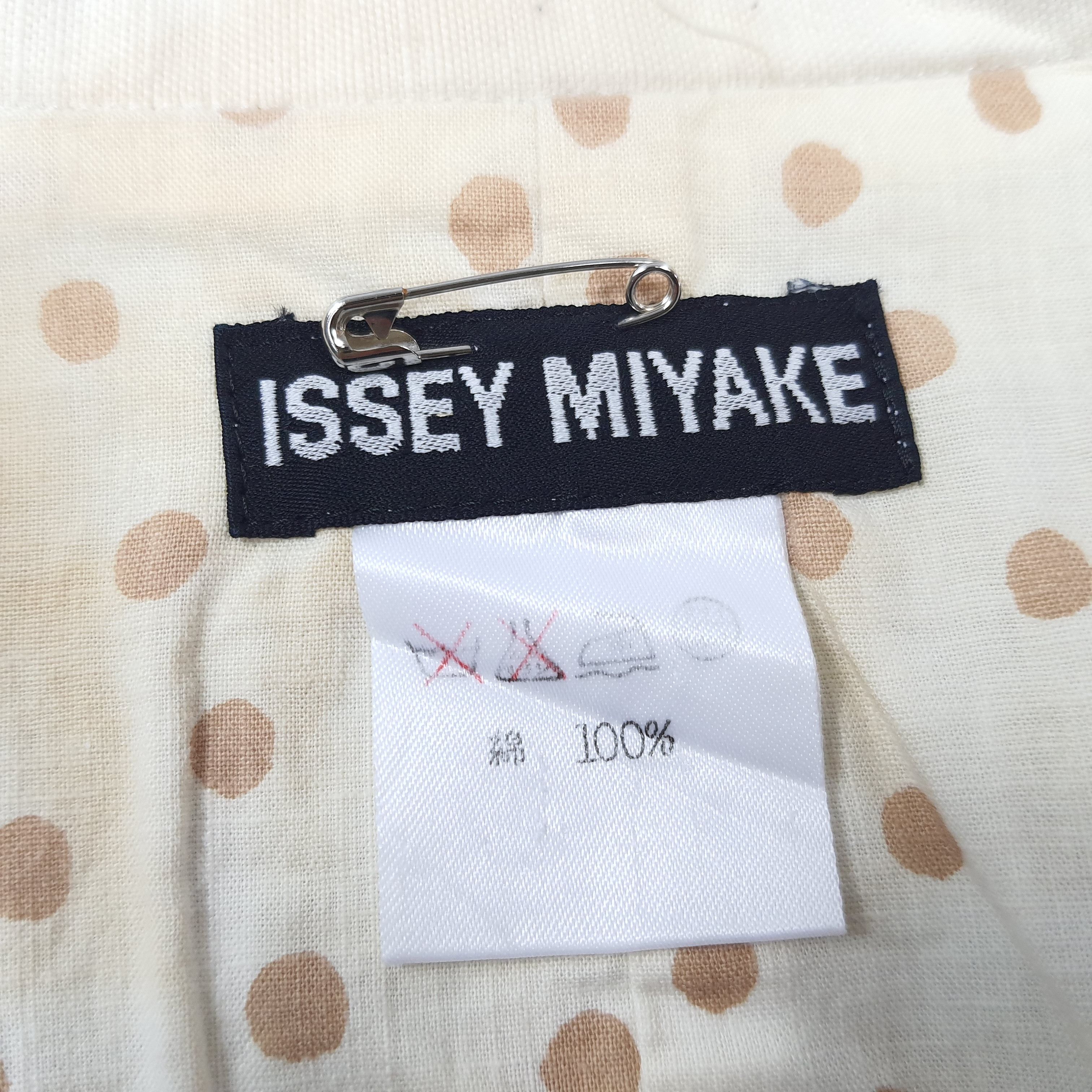 Issey Miyake × Japanese Brand × Vintage Vintage Issey Miyake Japan Designer Brand Polka Dot Vests Size US M / EU 48-50 / 2 - 4 Thumbnail