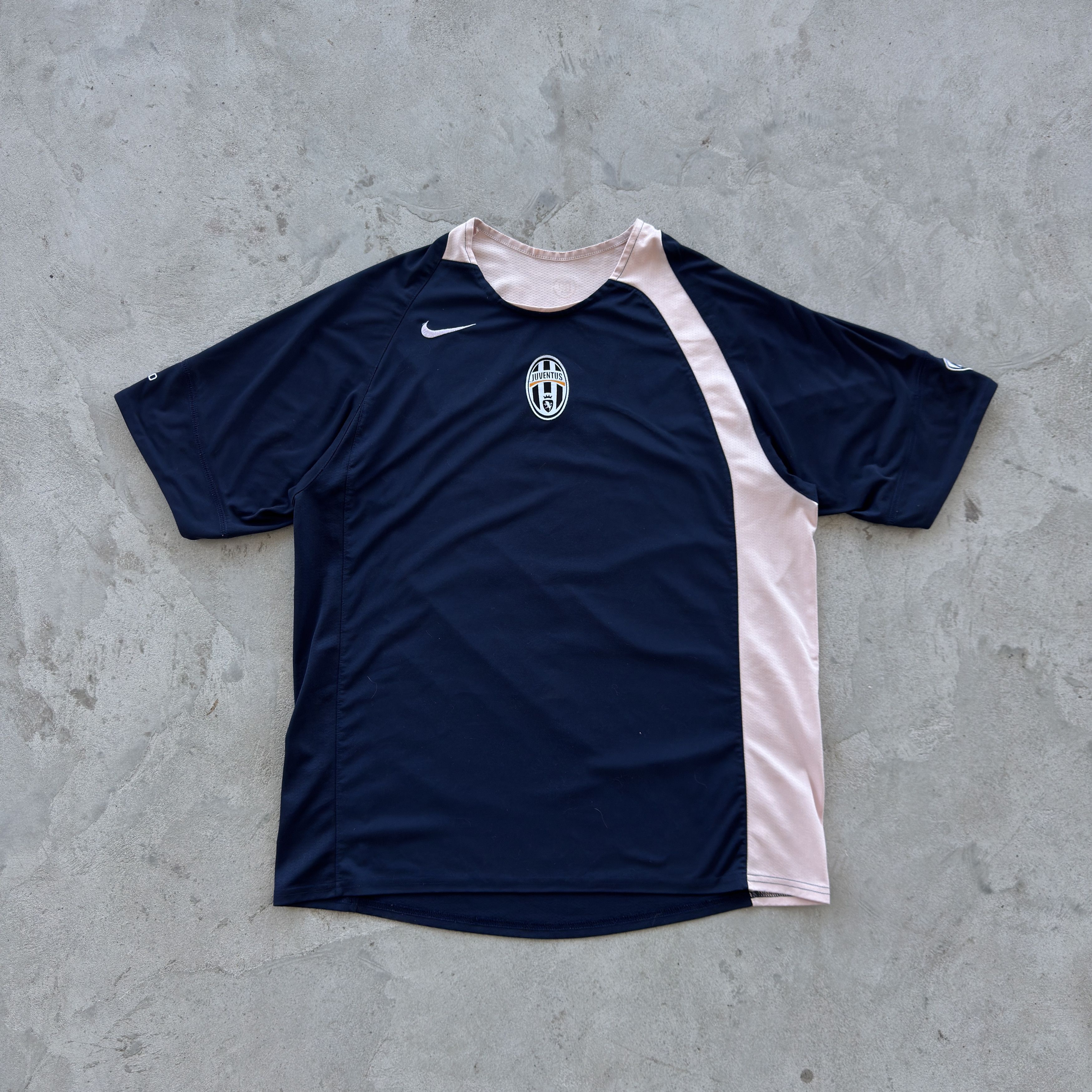Nike Nike Juventus FC Training Shirt Jersey Blokecore Size US XL / EU 56 / 4 - 1 Thumbnail