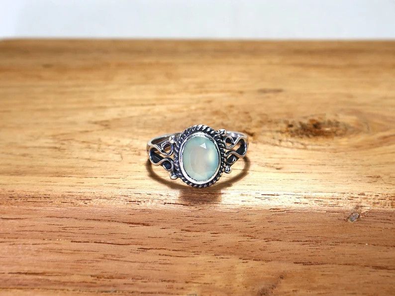 Handmade Handmade Chalcedony Ring: Oval Gemstone, 925 Silver Ring Size ONE SIZE - 1 Thumbnail
