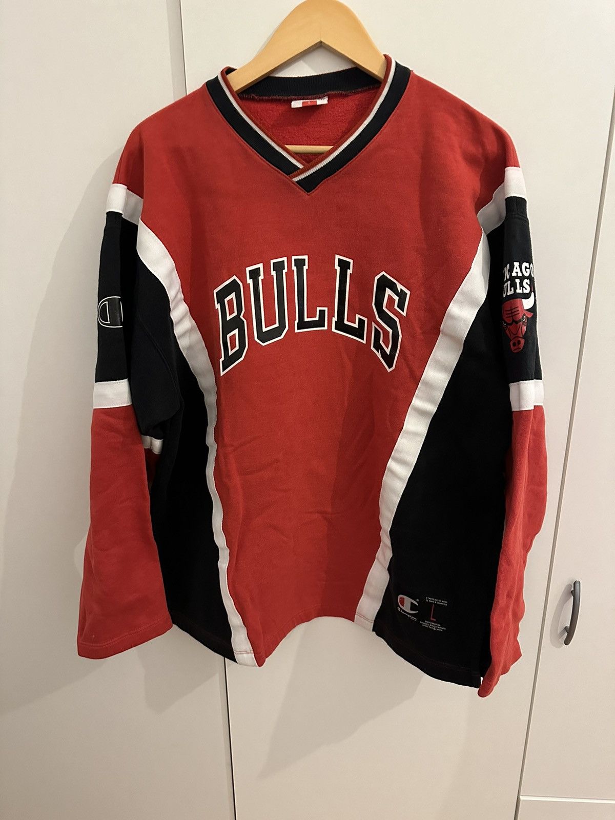 Champion Champion Jersey Shirt Chicago Bulls Size L Vintage Size US L / EU 52-54 / 3 - 3 Thumbnail