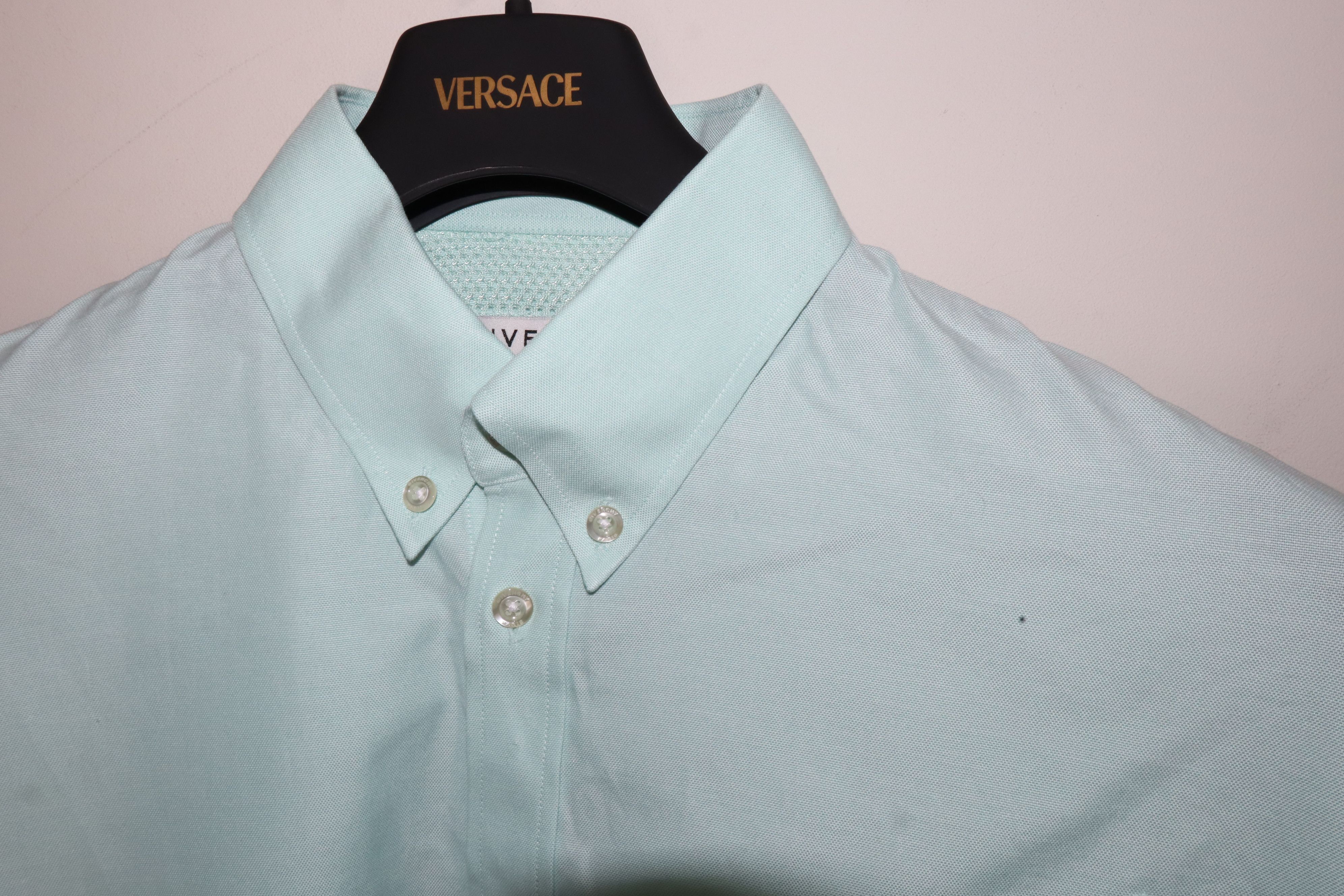 Givenchy Mint logo print shirt Size US S / EU 44-46 / 1 - 4 Thumbnail