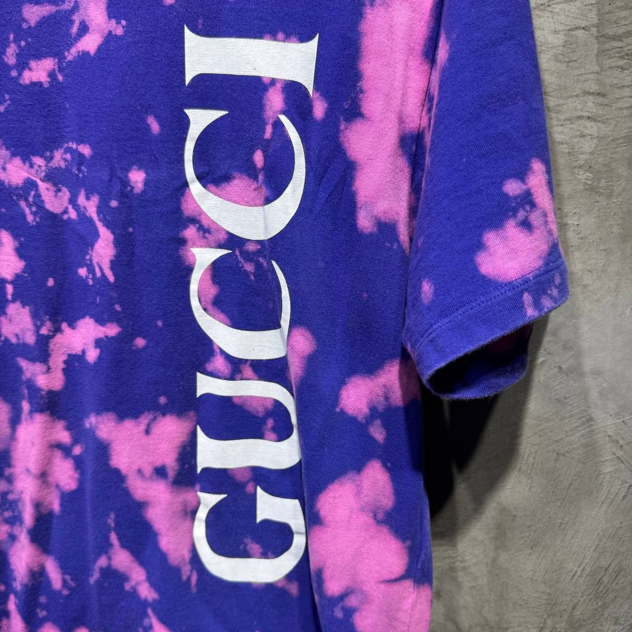 Gucci Gucci Vertical logo spell out tie dye tee Size US M / EU 48-50 / 2 - 3 Thumbnail
