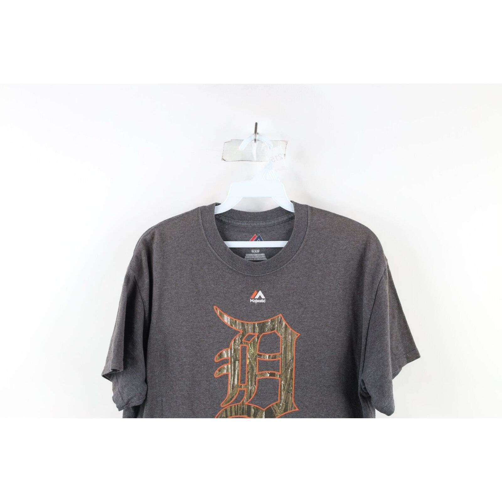 Majestic Majestic Camouflage Old English D Detroit Tigers T-Shirt Size US M / EU 48-50 / 2 - 2 Thumbnail