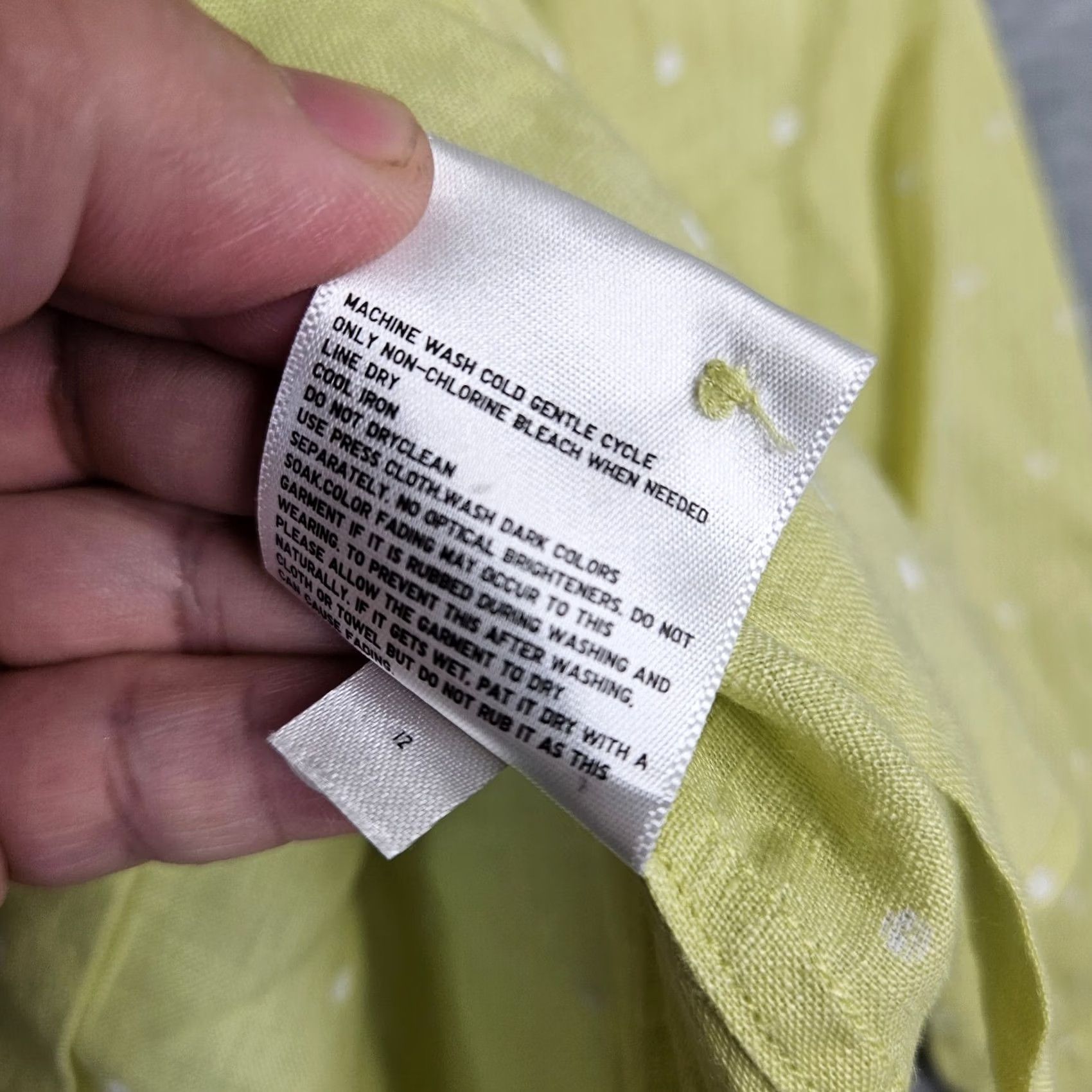 Uniqlo Uniqlo Shirt Button-Up Linen Yellow White Polka Dot Size S Regular Womens Classic Button-Up Shirt Womens Size S / US 4 / IT 40 - 7 Thumbnail