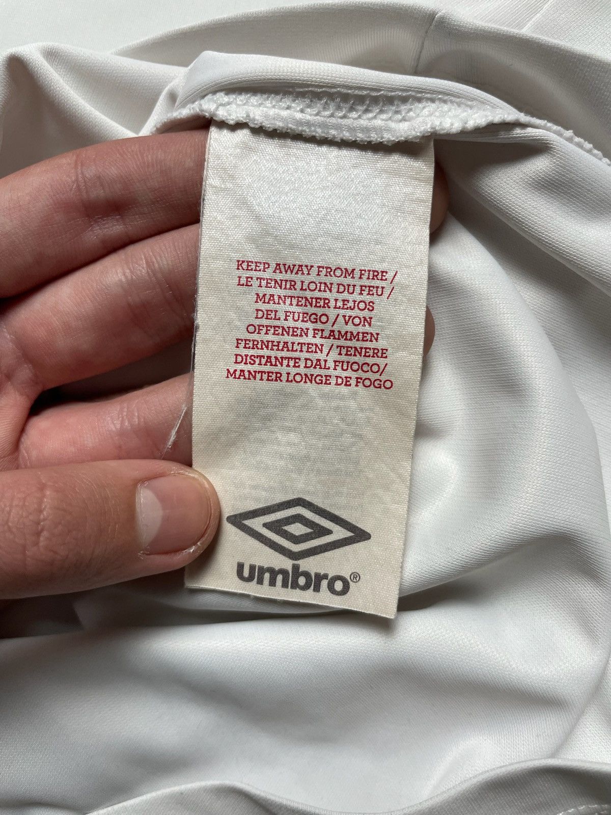 Umbro Manchester city Umbro vintage soccer jersey size 3XL XXXL Size US XXL / EU 58 / 5 - 6 Thumbnail