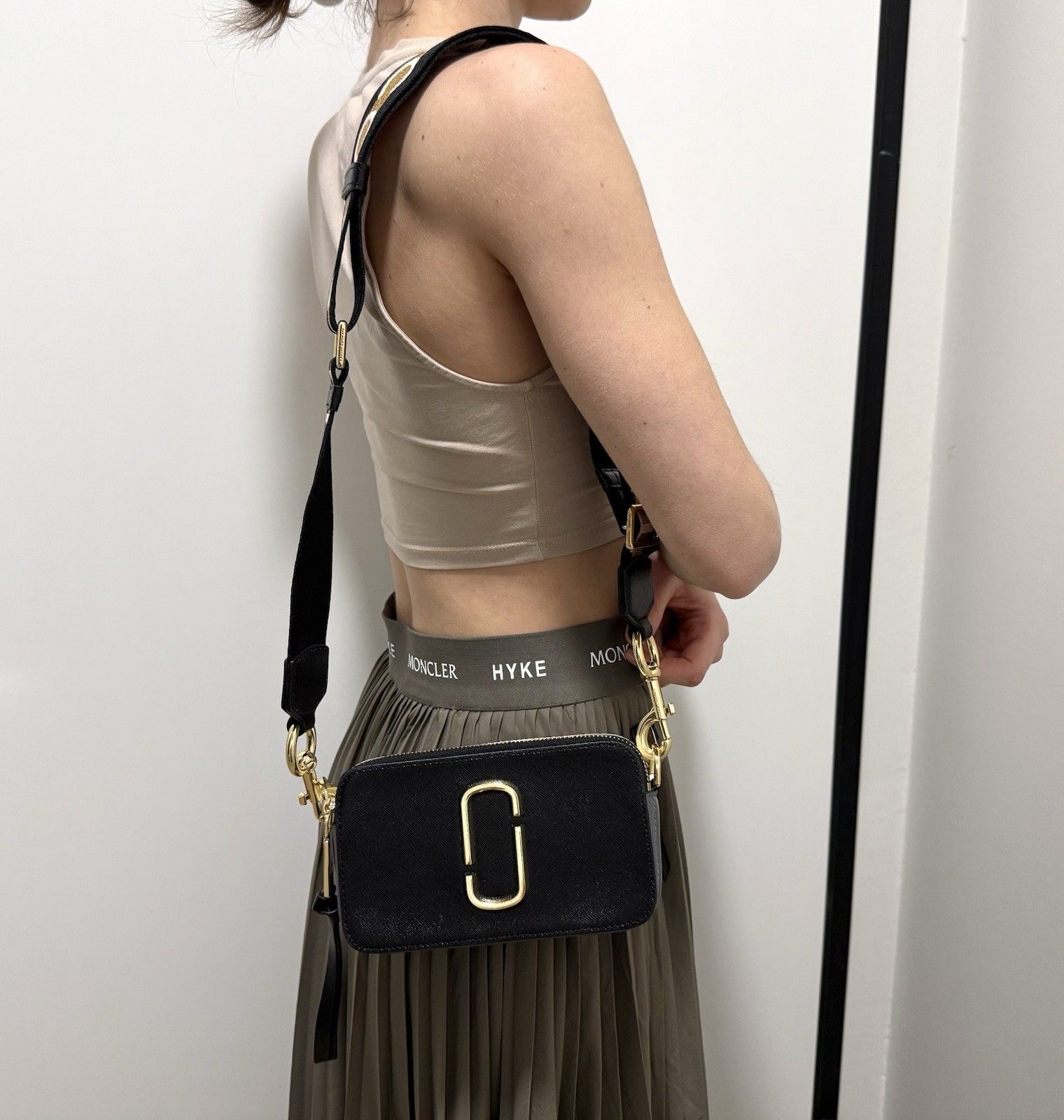 Marc Jacobs Marc Jacobs The Snapshot Camera Bag Crossbody Womens Leather Size ONE SIZE - 1 Thumbnail