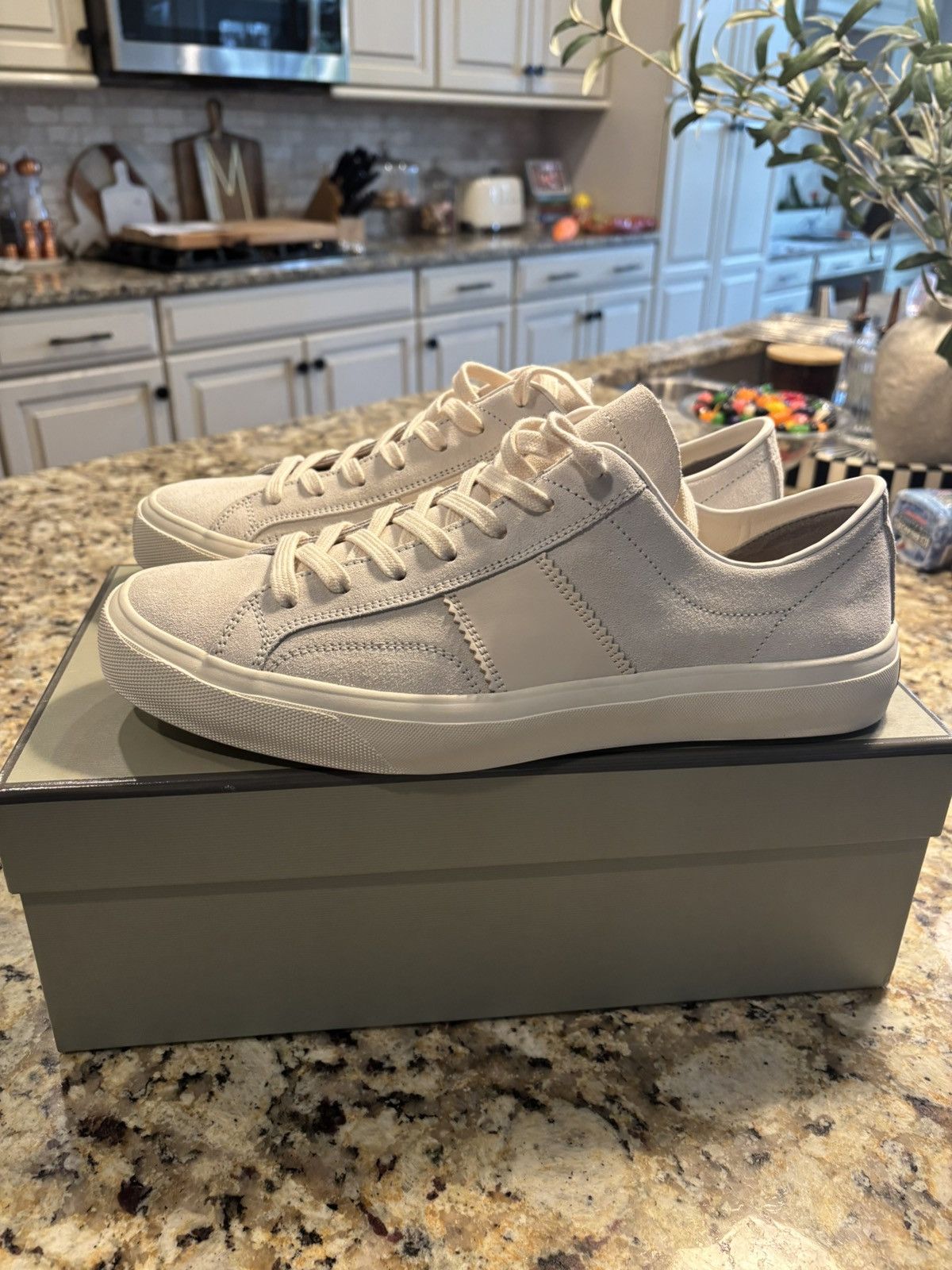 Tom Ford Tom Ford Cambridge Sneaker White/Ivory Size 12 Dead Stock Size US 12 / EU 45 - 3 Thumbnail