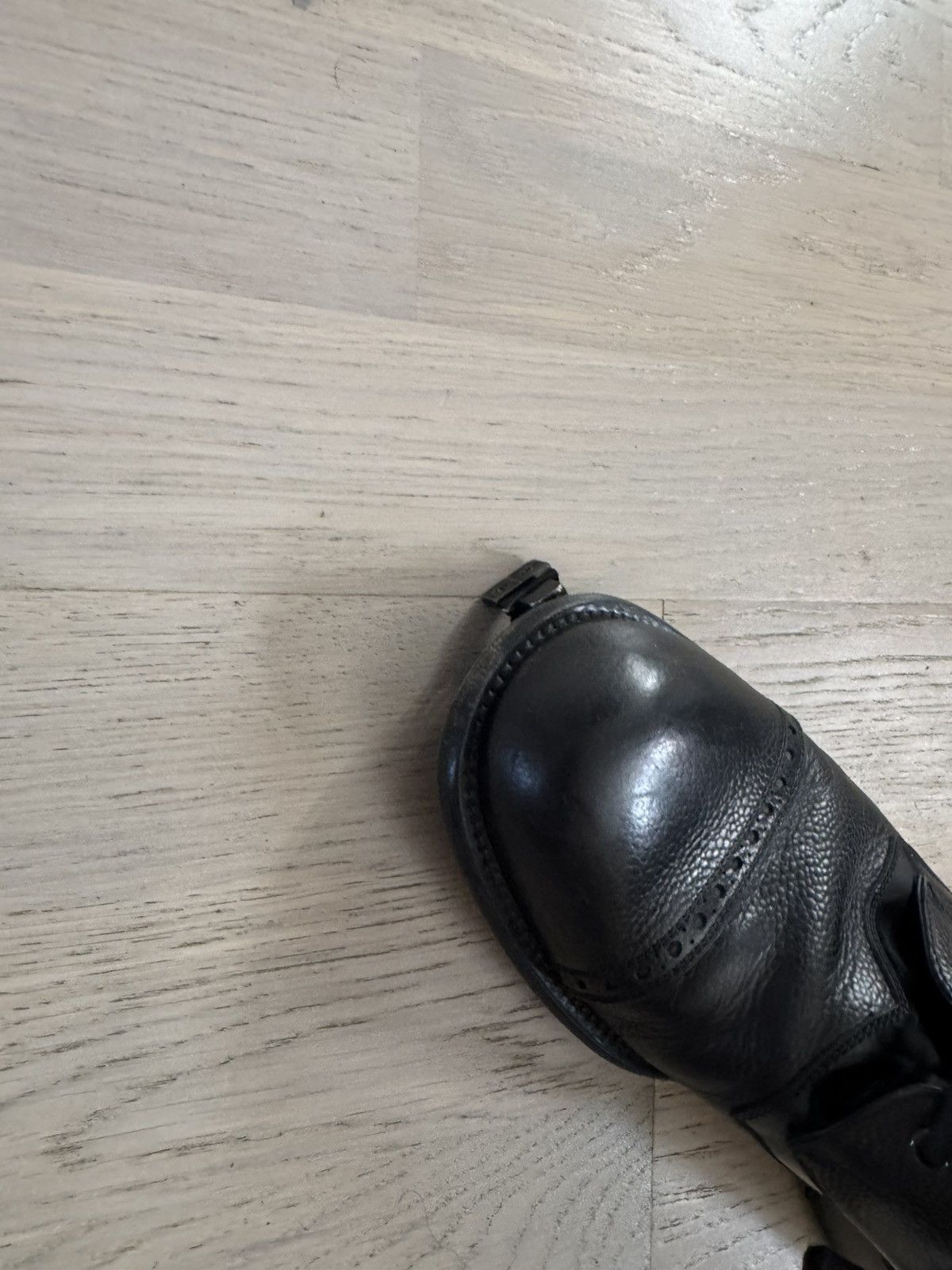 Louis Vuitton LOUIS VUITTON men boots marked sz UK 6 know the LV fit Size US 7 / EU 40 - 20 Thumbnail