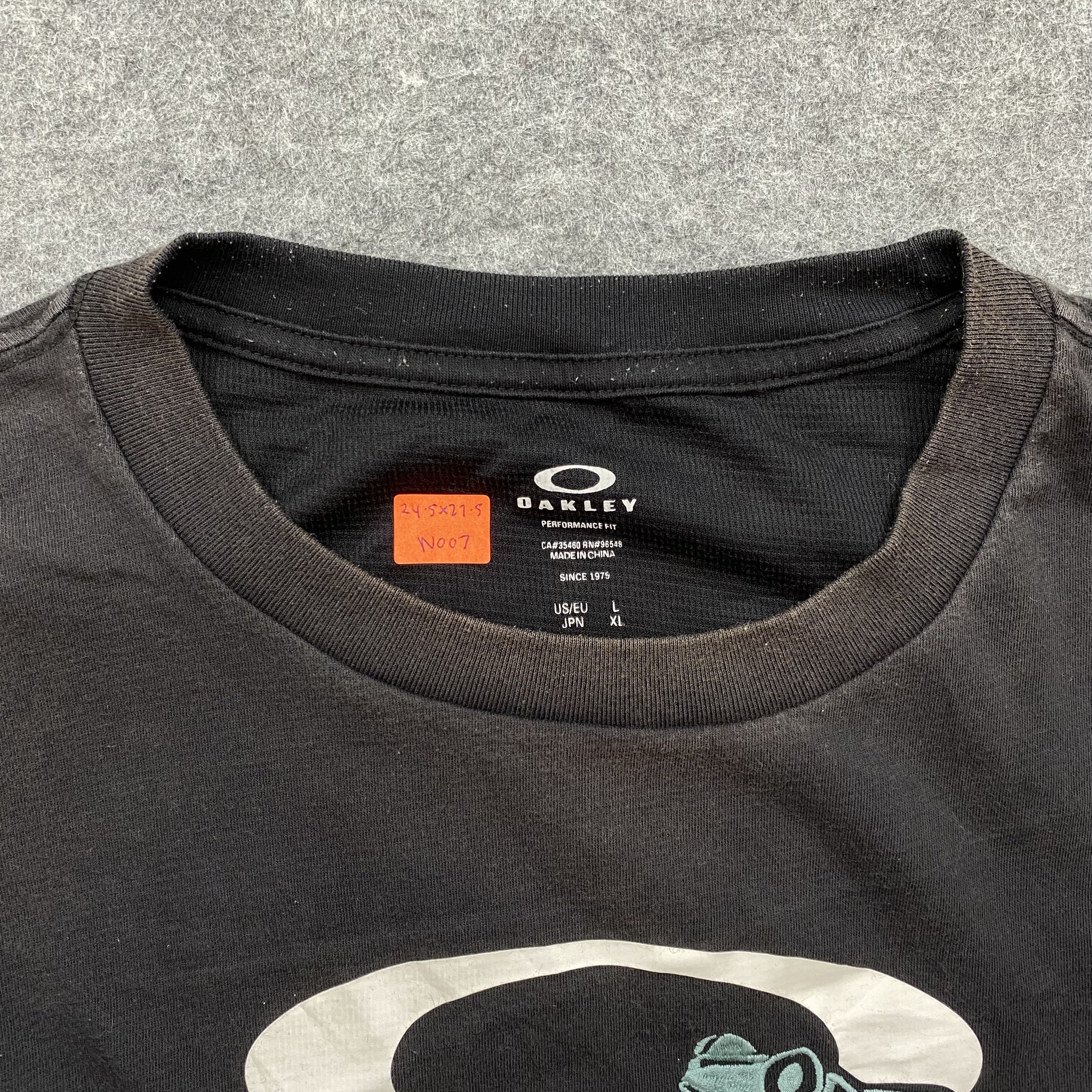 Oakley Oakley Sun Faded Black T-shirt-N007 Size US L / EU 52-54 / 3 - 3 Thumbnail