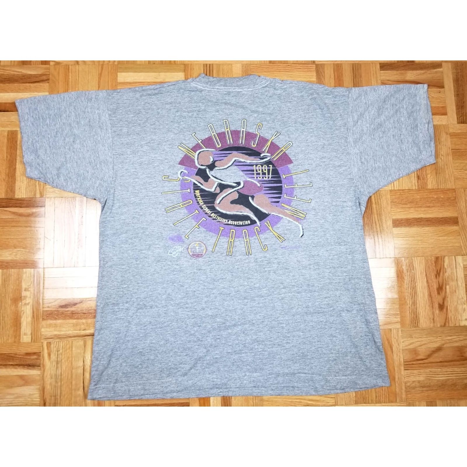 Vintage VINTAGE 1997 NEBRASKA STATE TRACK MEET GRAY T-SHIRT SZ XLARGE PAPER THIN 50/50 Size US XL / EU 56 / 4 - 8 Thumbnail