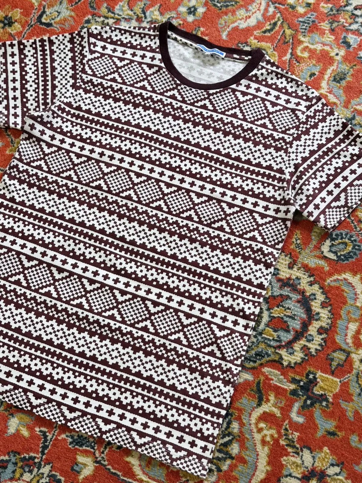Japanese Brand Eley Kishimoto Aztec Print T-Shirt Tee Size US M / EU 48-50 / 2 - 5 Thumbnail