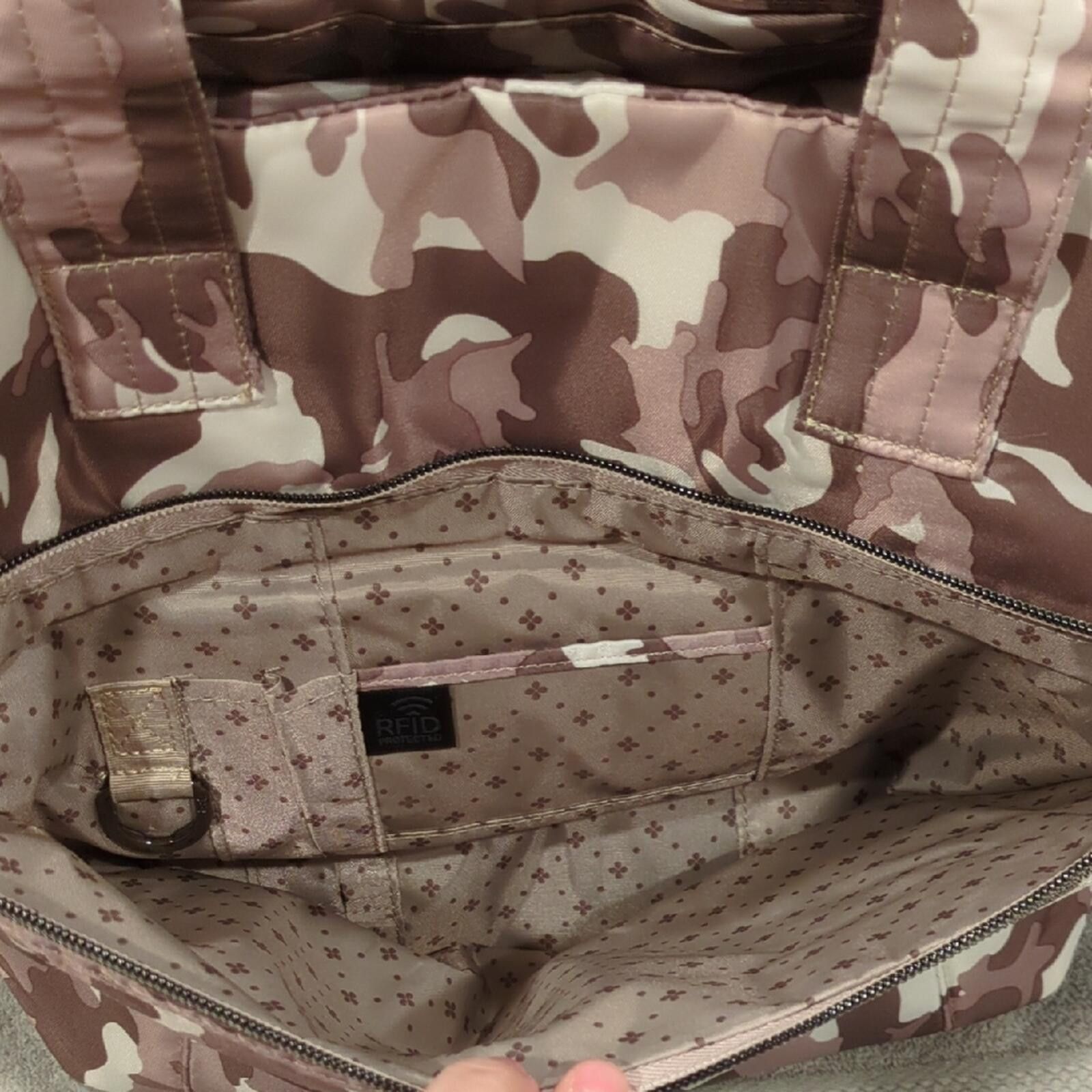Lugz Lug Dory XL Convertible Tote Bag- Camo Taupe Size ONE SIZE - 8 Thumbnail
