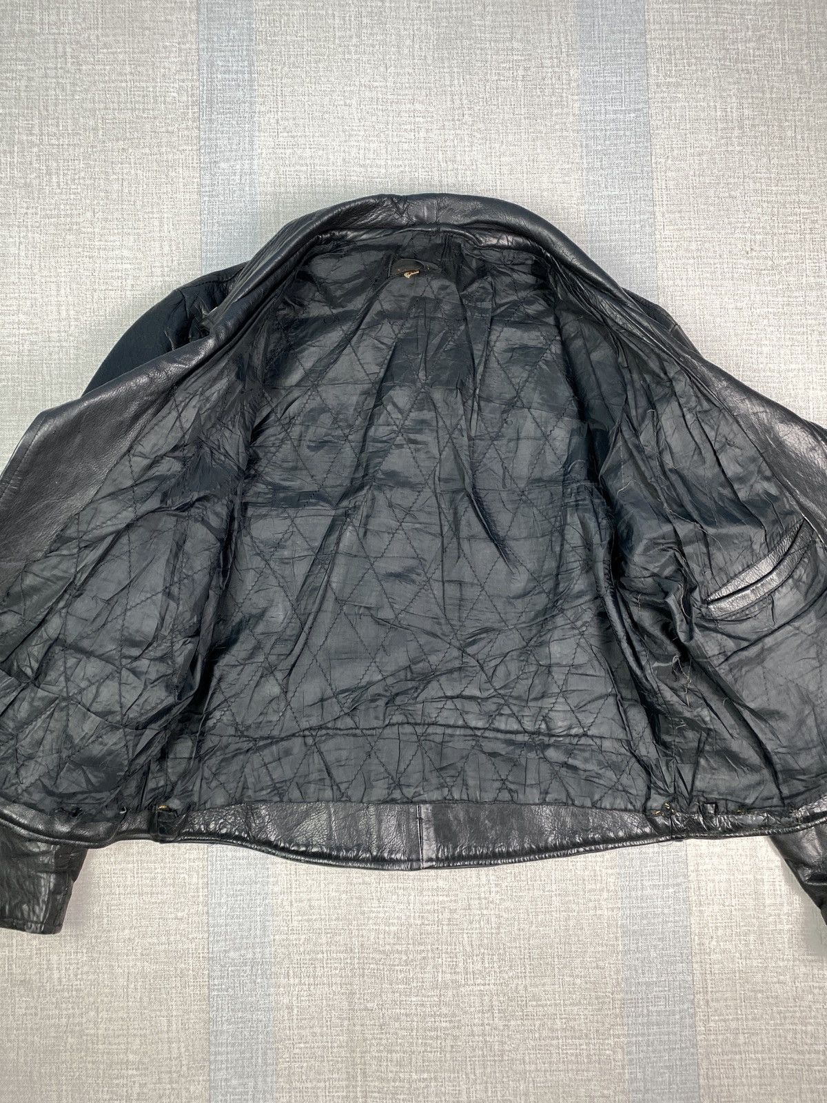 Vintage Vintage 80’s COWHIDE British Style Rider Leather Jacket Size US XXS / EU 40 - 6 Thumbnail