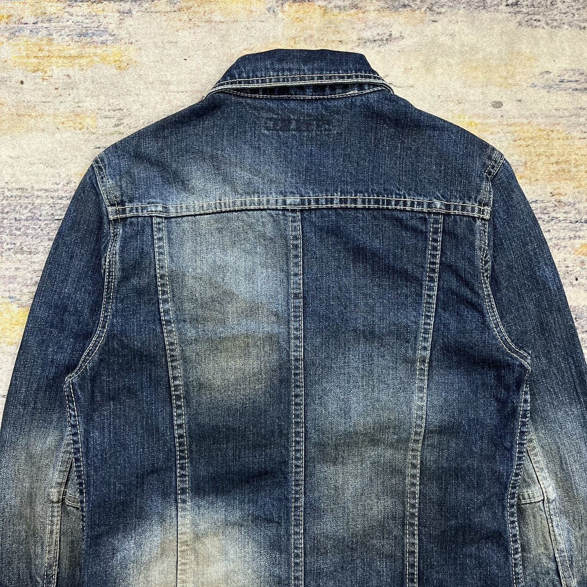 GOSTAR DE FUGA × If Six Was Nine × Le Grande Bleu (L.G.B.) Fuga washed distressed denim jacket Size US XS / EU 42 / 0 - 7 Thumbnail