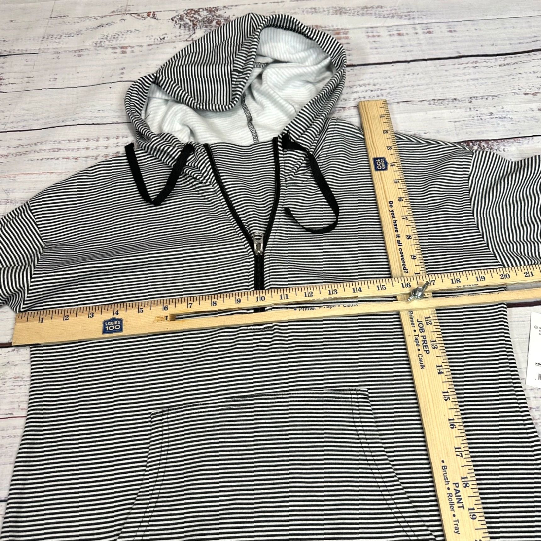Croft & Barrow Croft & Barrow Hooded Top Womens Striped Gray Long Sleeve Cotton Blend Small Sz S Shirt Womens Size S / US 4 / IT 40 - 3 Thumbnail