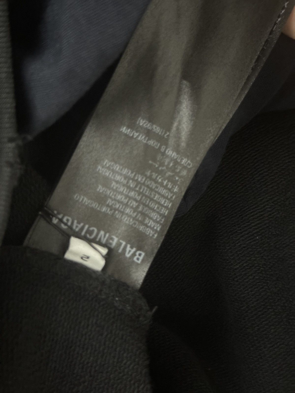 Balenciaga balenciaga be different hoodie Size US M / EU 48-50 / 2 - 2 Thumbnail