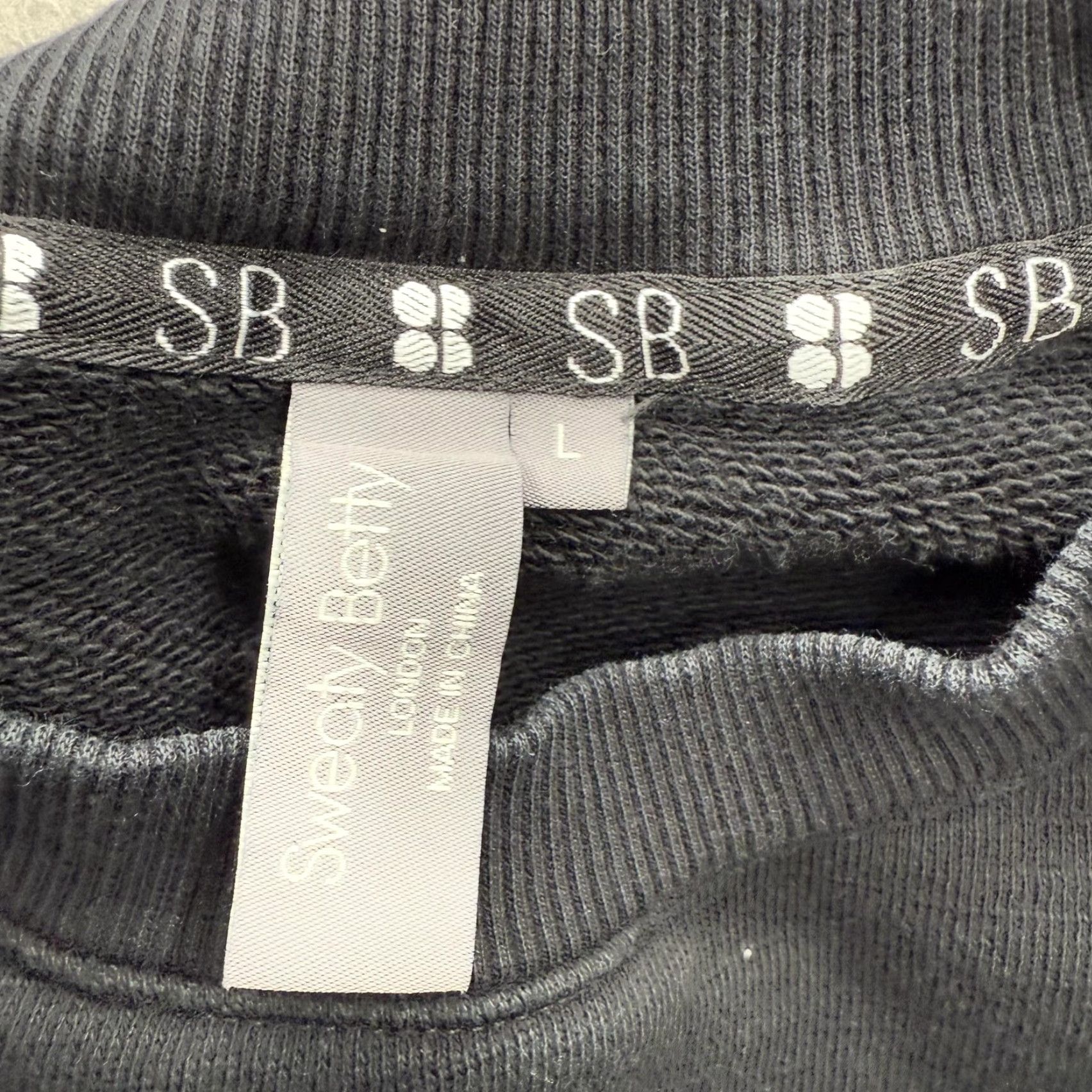 Sweaty Betty VINTAGE Sweaty Betty Sweatshirt Womens L Black Crewneck Logo Pullover SB Gym Workout Size L / US 10 / IT 46 - 3 Thumbnail