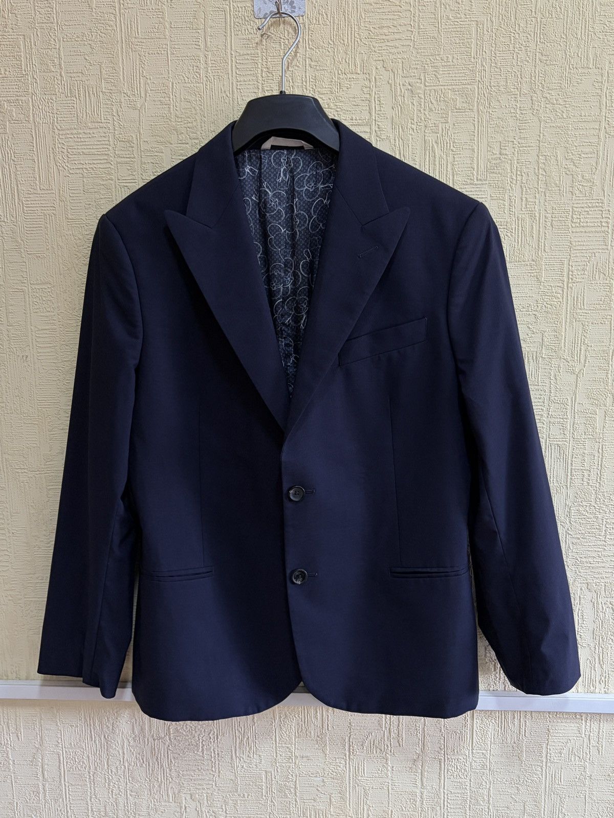 Louis Vuitton Louis Vuitton Uniforms Blazer Peak Lapel Monogram Lining 50 Size 40R - 1 Thumbnail