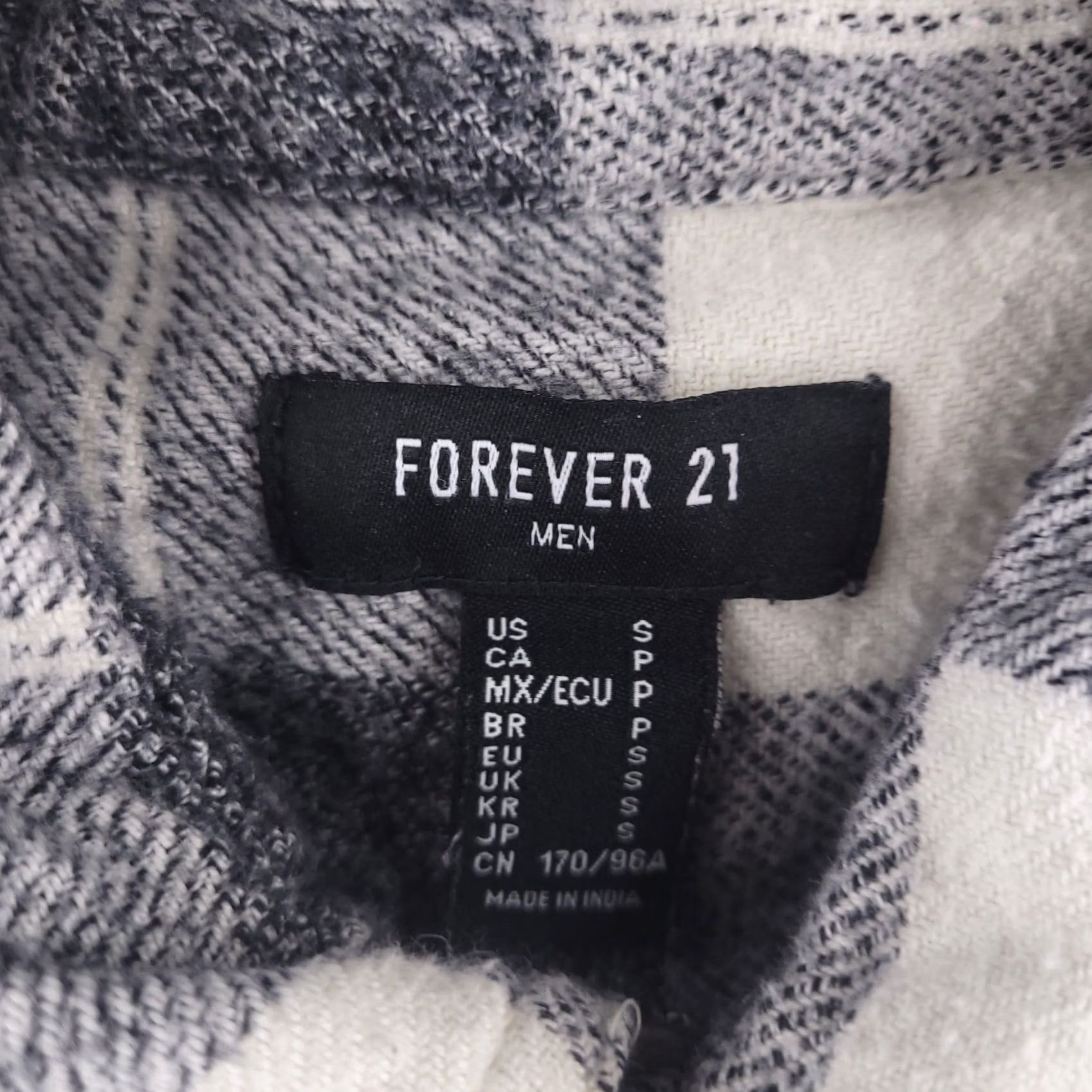 Forever 21 Forever 21 Shirt Button-Up Overshirt Long Sleeve Plaid Gray Collared Flannel Mens Small White/Gray Cott0n Size US S / EU 44-46 / 1 - 2 Thumbnail