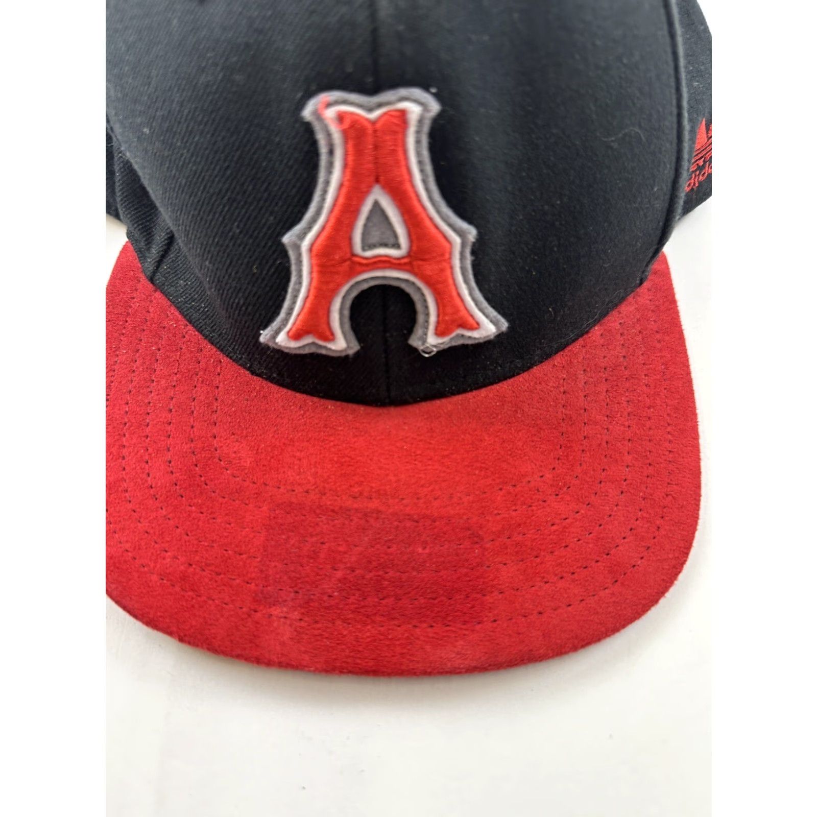 Adidas Adidas Hat Snapback Mens Adjustable Black Red Logo Cap Multicolor Classic Style Mens Cap Size ONE SIZE - 2 Thumbnail