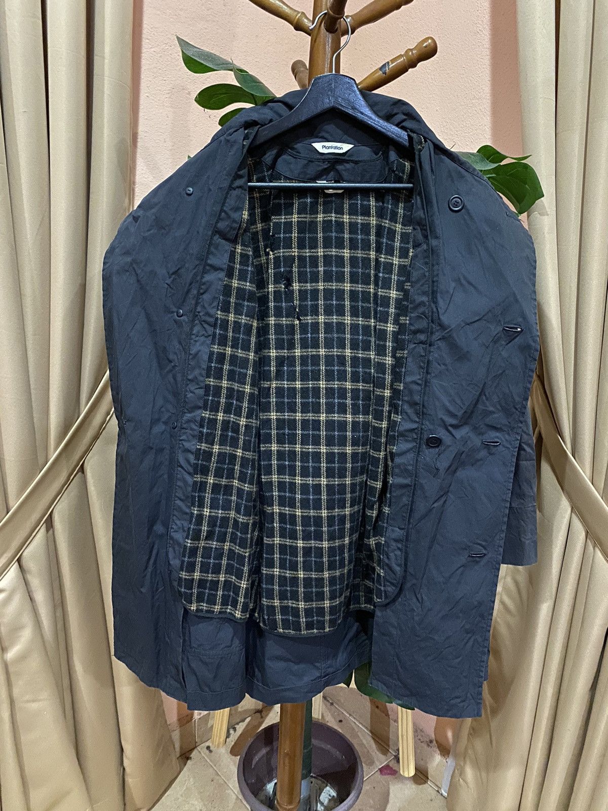 Issey Miyake Plantation Oversized Coat with Plaid Lining – Black Size US L / EU 52-54 / 3 - 5 Thumbnail