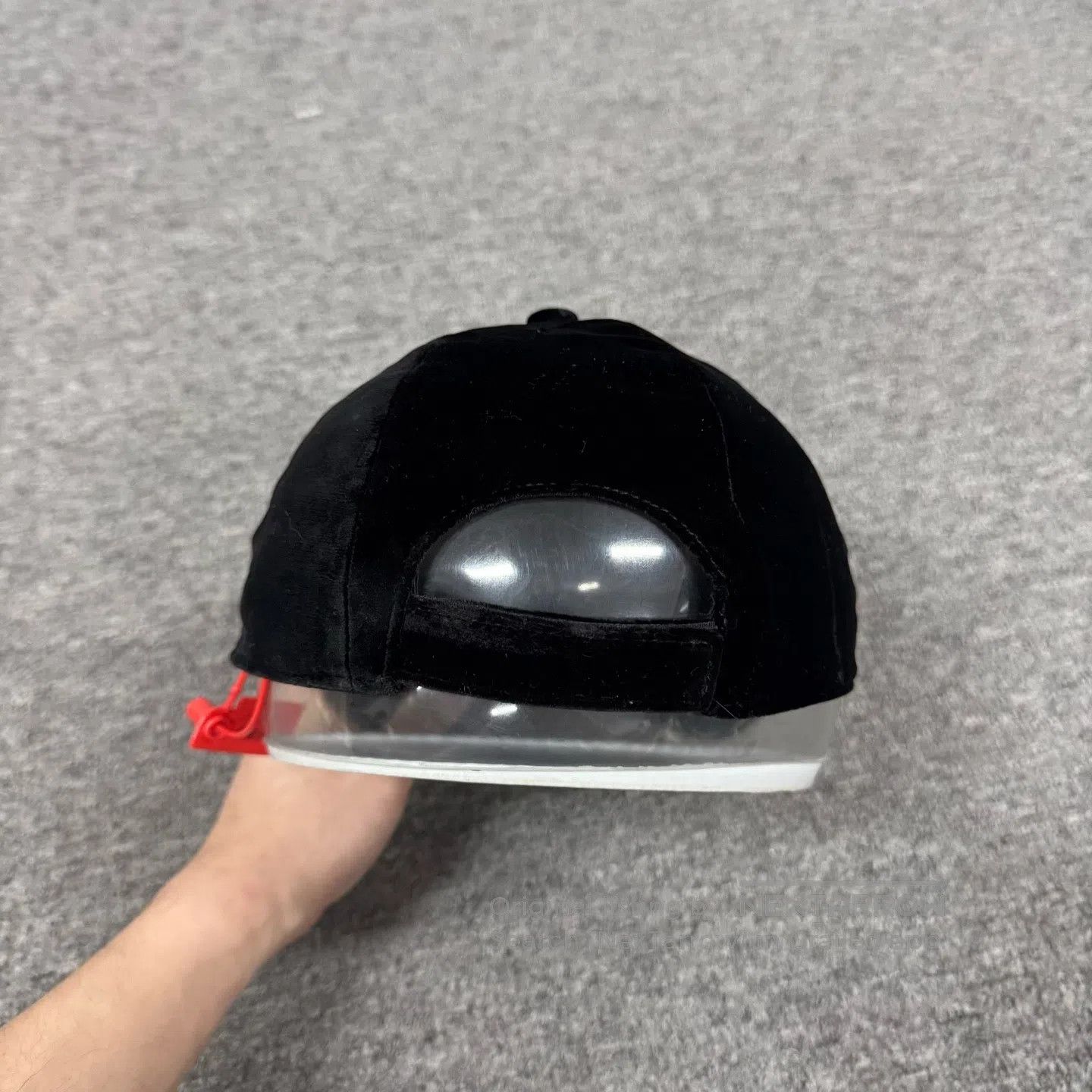Prada Prada size M Velvet triangular baseball cap with a marker r Size ONE SIZE - 4 Thumbnail