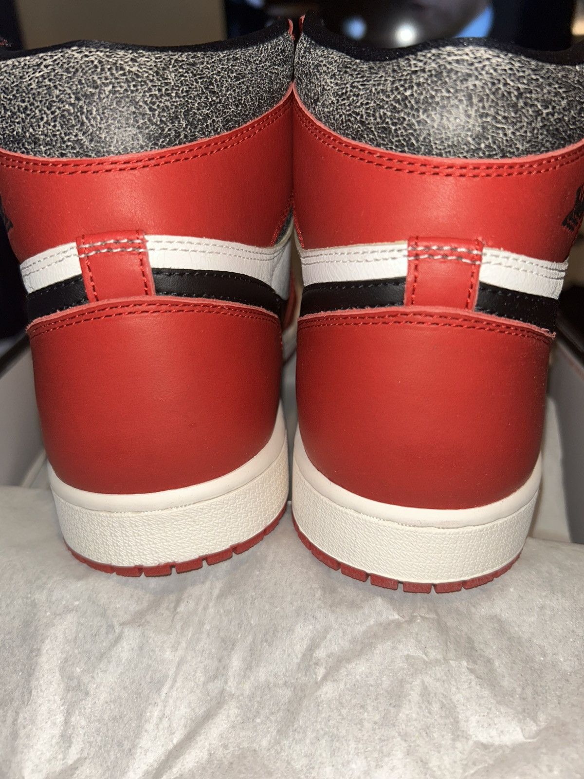 Nike Jordan 1 lost and found Size US 10 / EU 43 - 3 Thumbnail