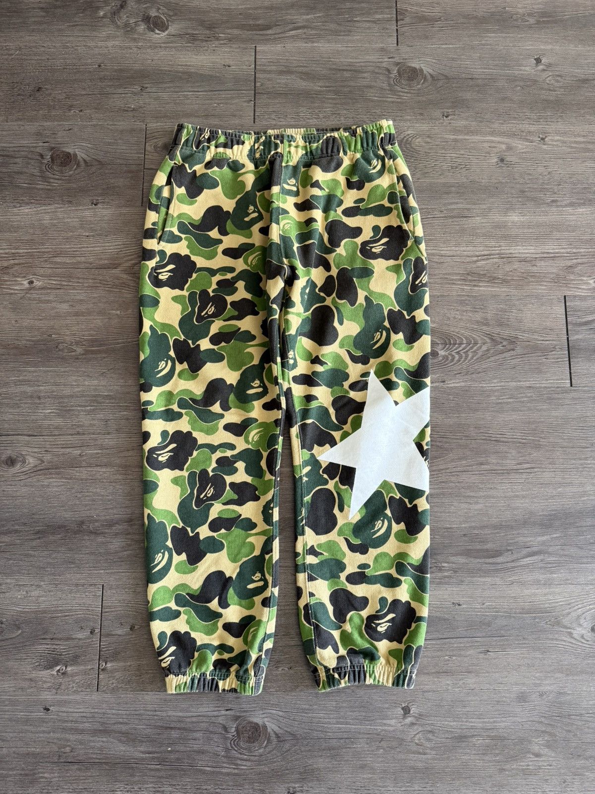 Bape BAPE ABC CAMO SWEATPANTS Size US 30 / EU 46 - 1 Thumbnail