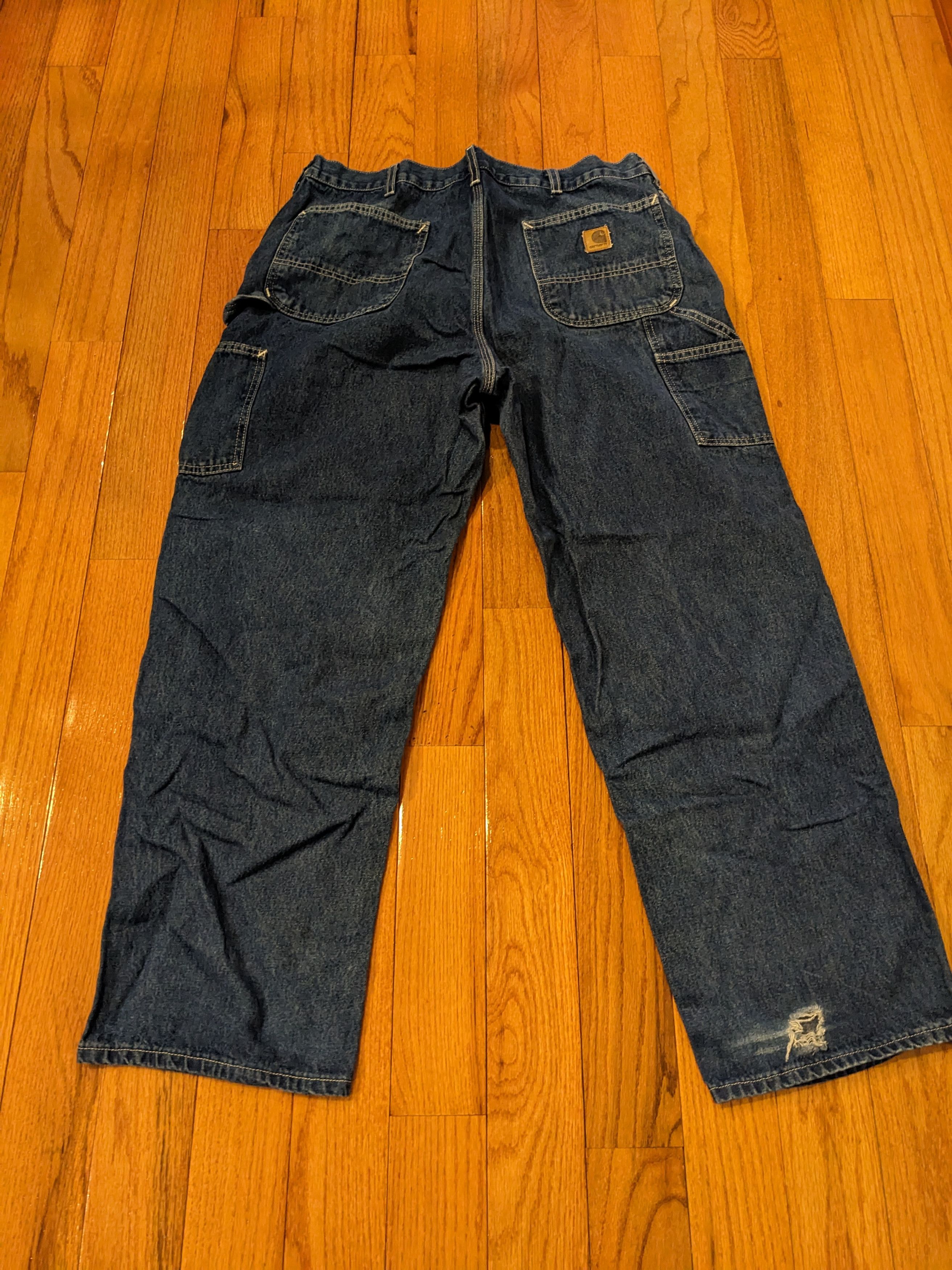 Carhartt × Vintage Vintage Carhartt Dungaree Fit B13 DST 38 x 32 Denim Jeans Size US 38 / EU 54 - 1 Thumbnail
