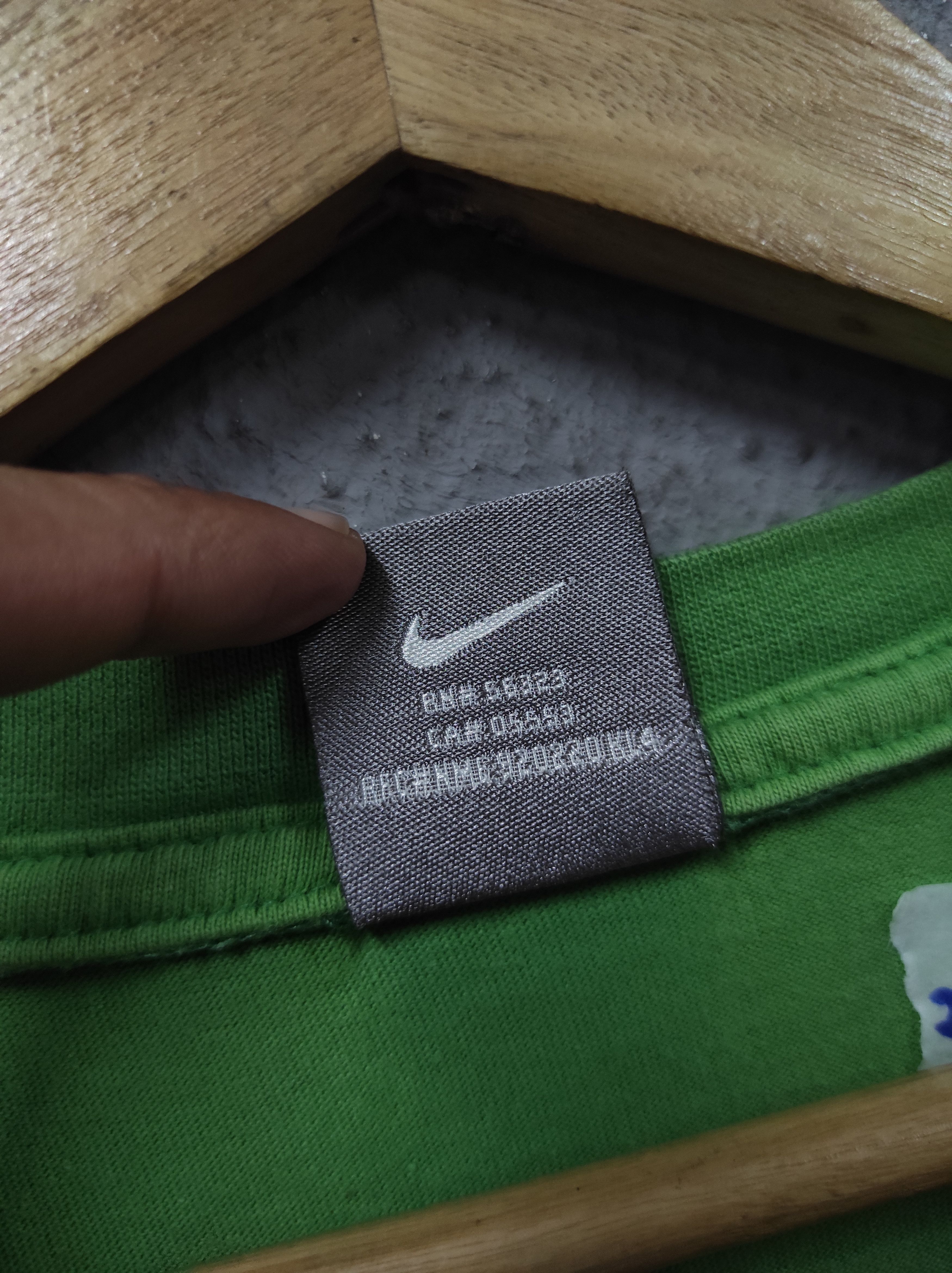 Nike NIKE BIG LOGO SMOOSH T-SHIRT Size US XL / EU 56 / 4 - 5 Thumbnail
