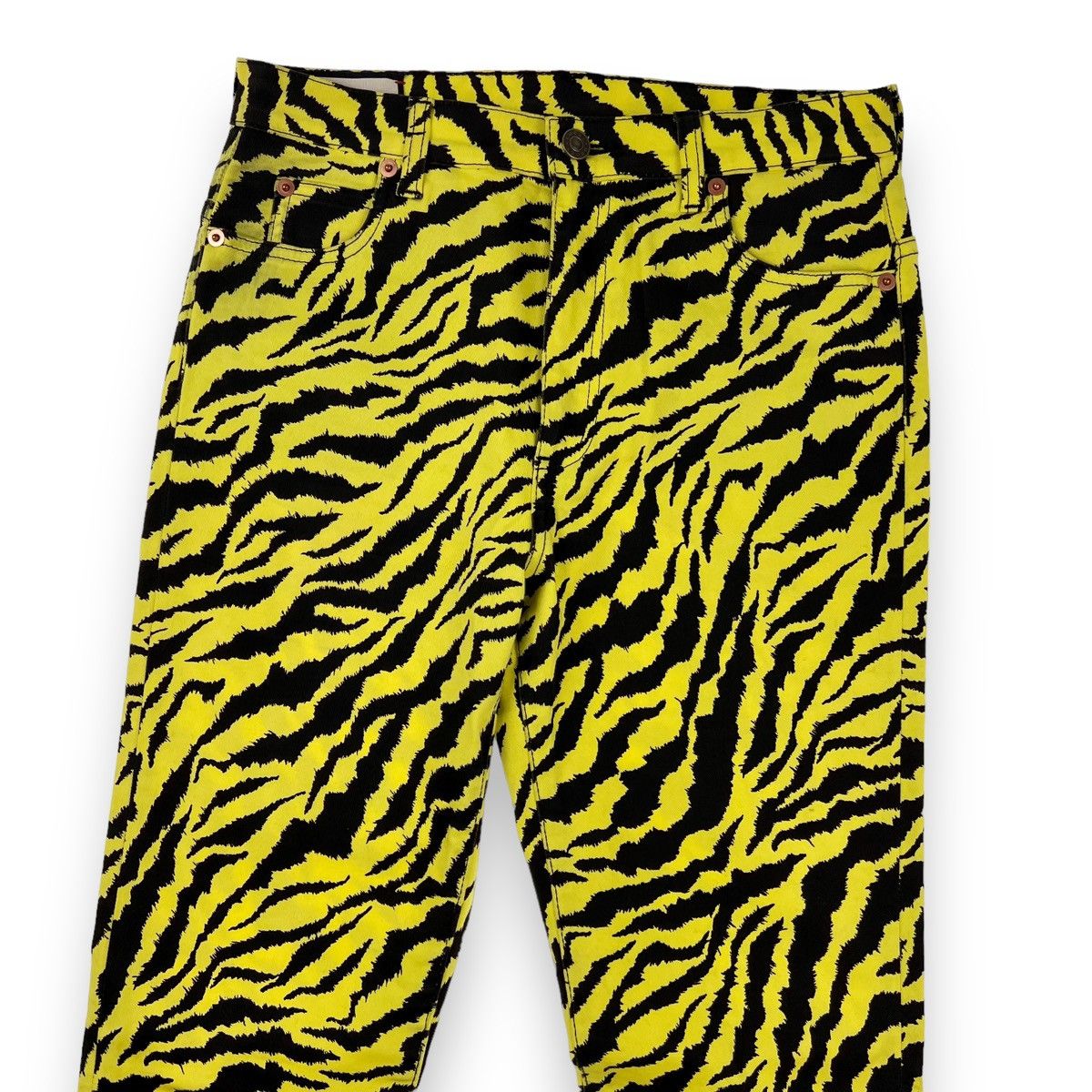 Gucci Gucci Yellow Zebra Skinny Jeans Size US 28 / EU 44 - 1 Thumbnail