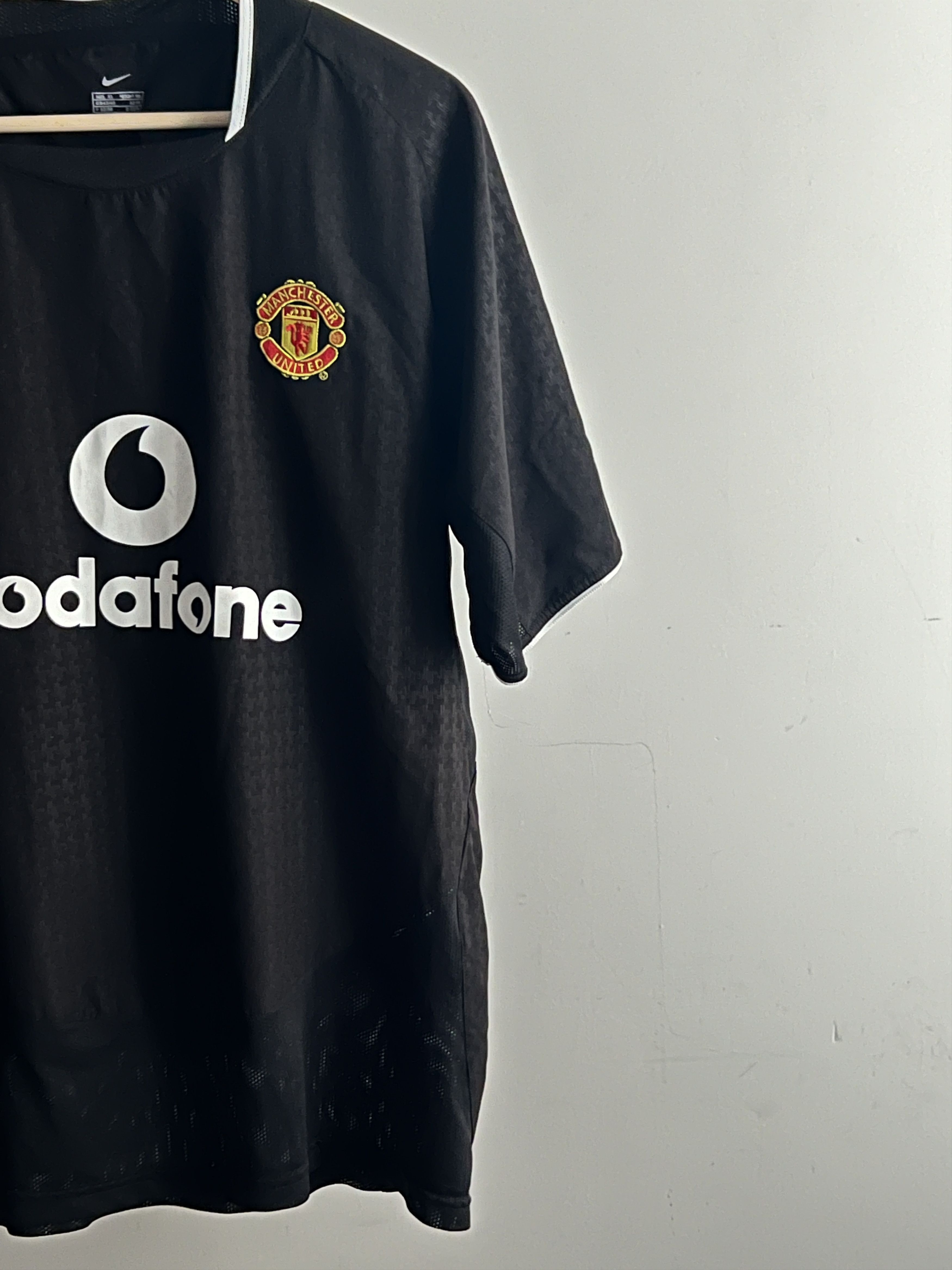 Vintage Nike Manchester United 2003/2005 Away Soccer Jersey Vintage Size US XL / EU 56 / 4 - 2 Thumbnail